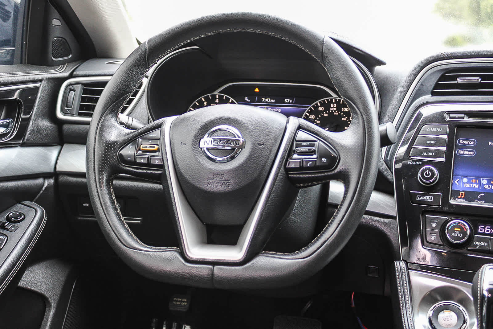 Thumbnail: 2016 Nissan Maxima - 12