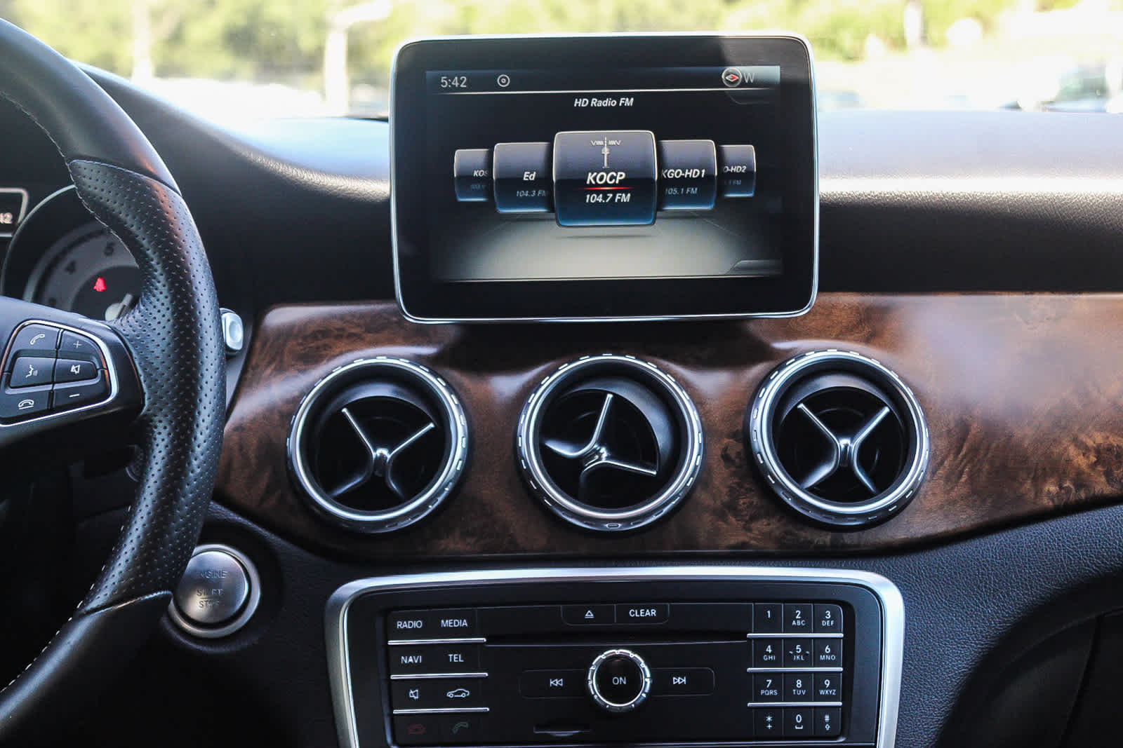 Thumbnail: 2016 Mercedes-Benz GLA - 13