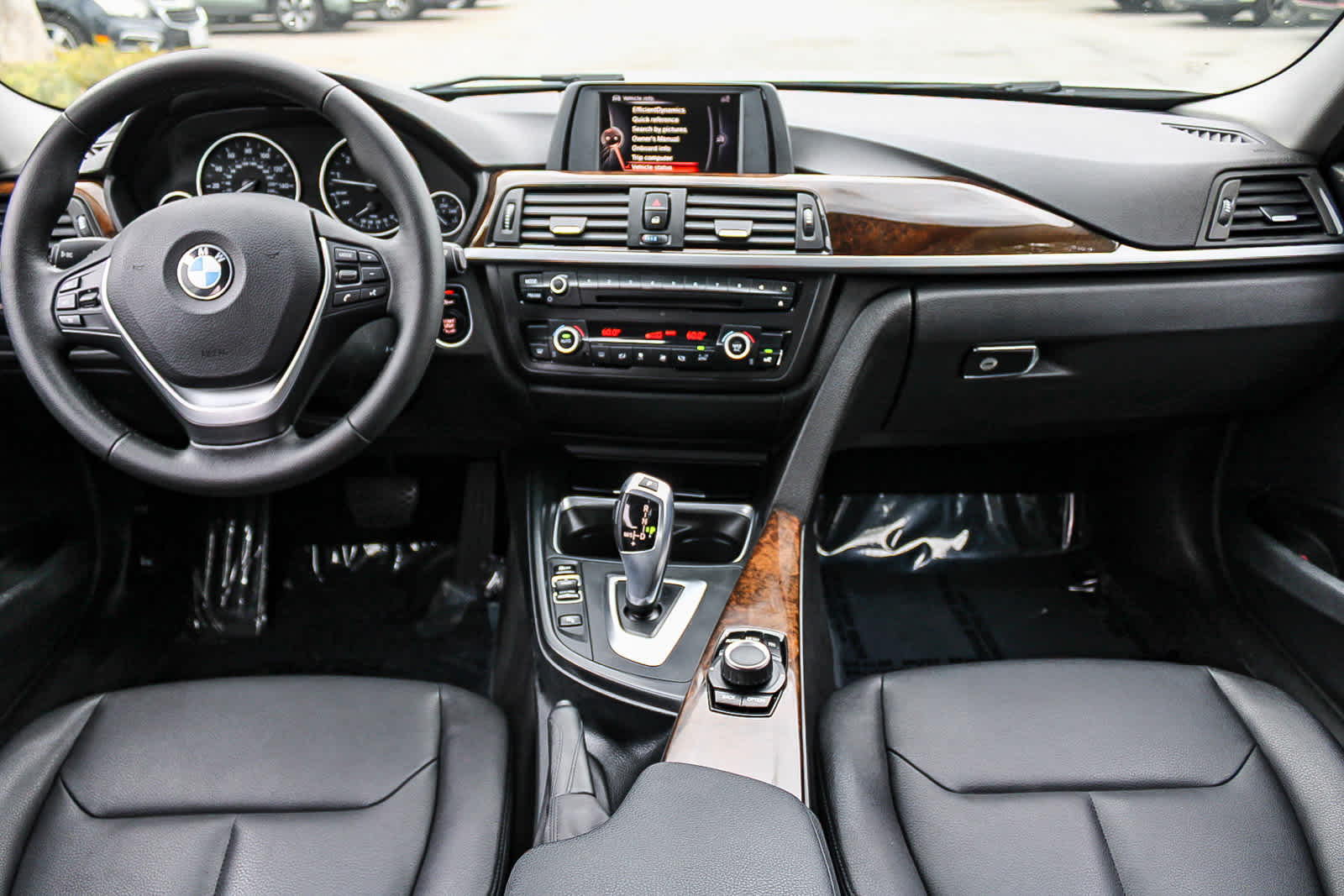 Thumbnail: 2015 BMW 3 Series - 12