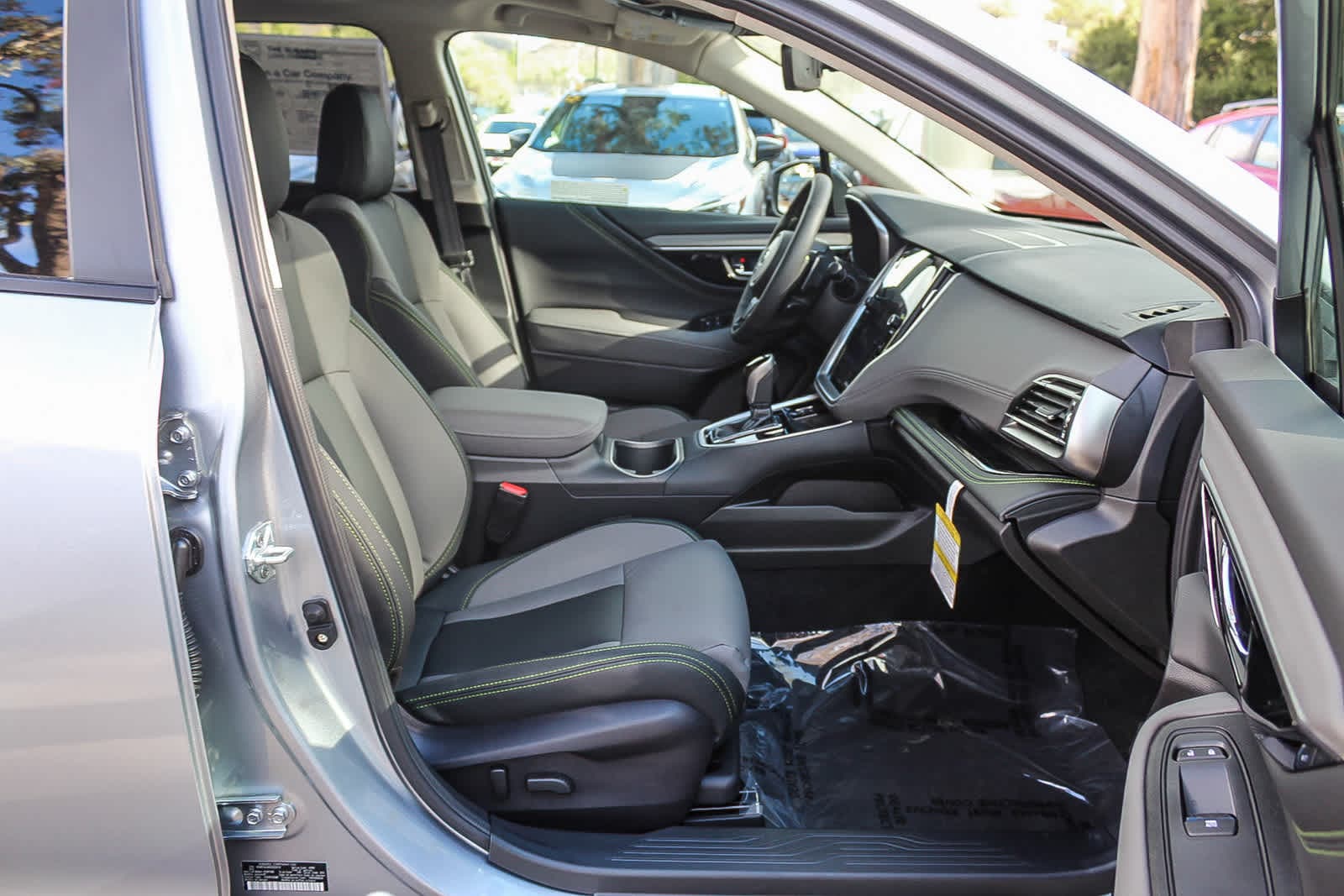 Thumbnail: 2025 Subaru Outback - 16