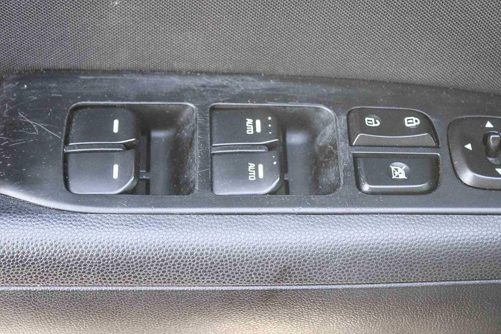 Thumbnail: 2014 Kia Soul - 18