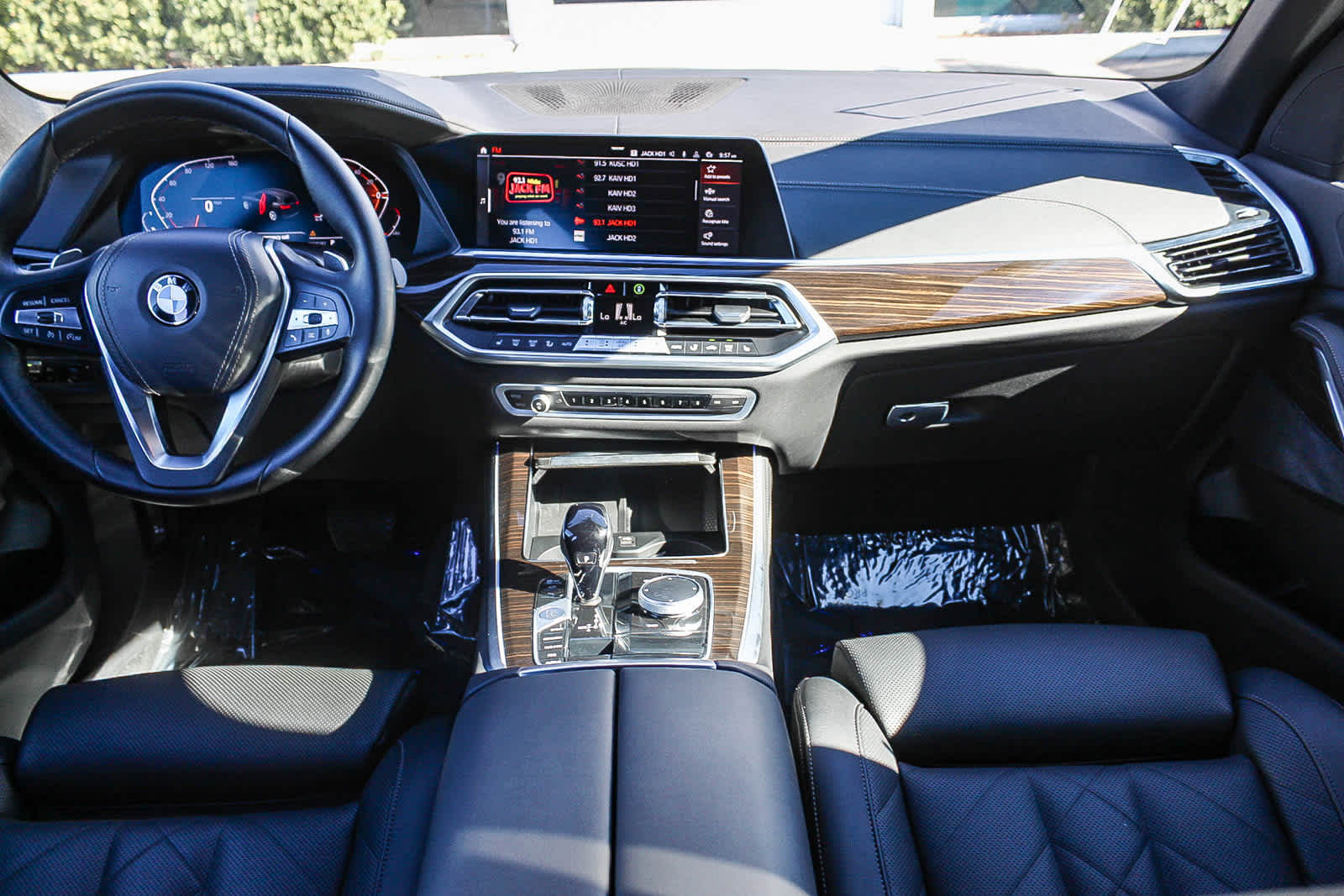 Thumbnail: 2023 BMW X5 - 12