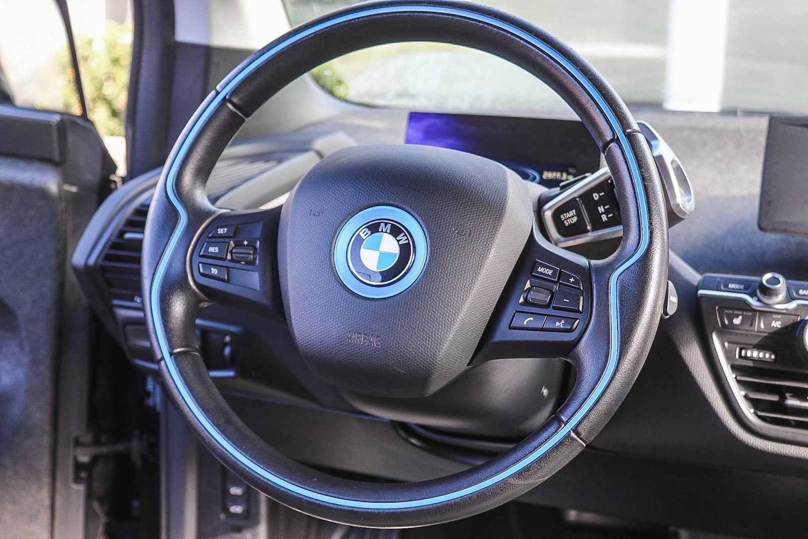 Thumbnail: 2017 BMW i3 - 15