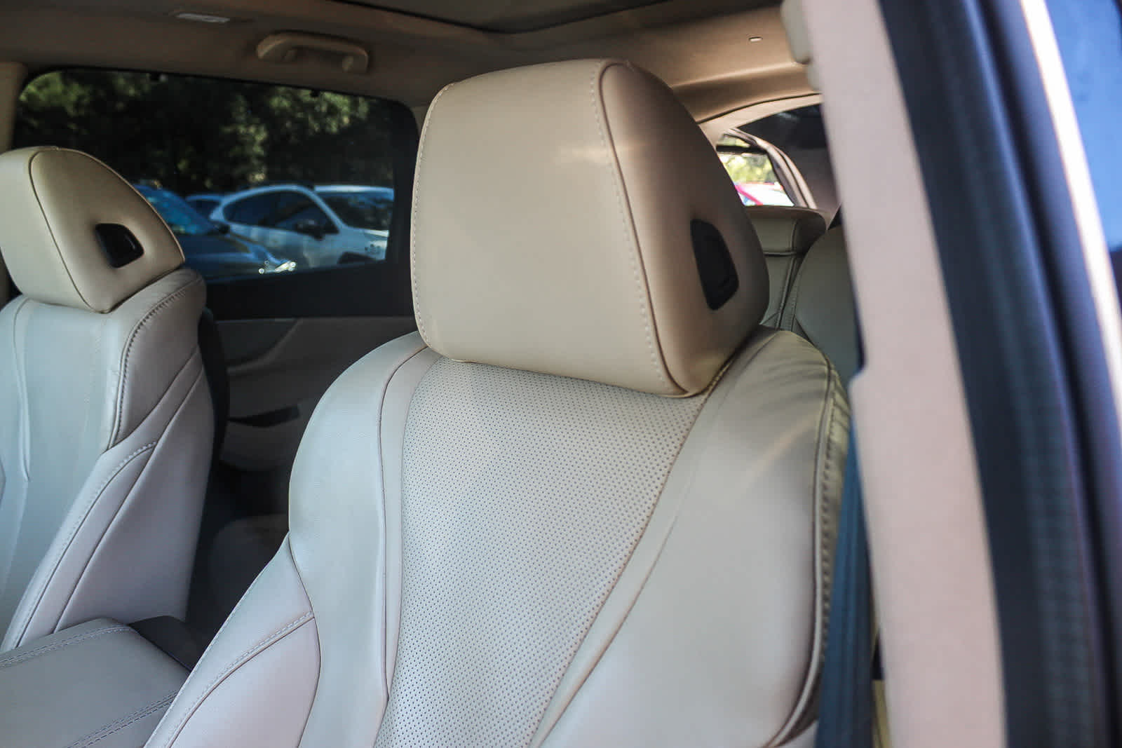 Thumbnail: 2022 Acura MDX - 25