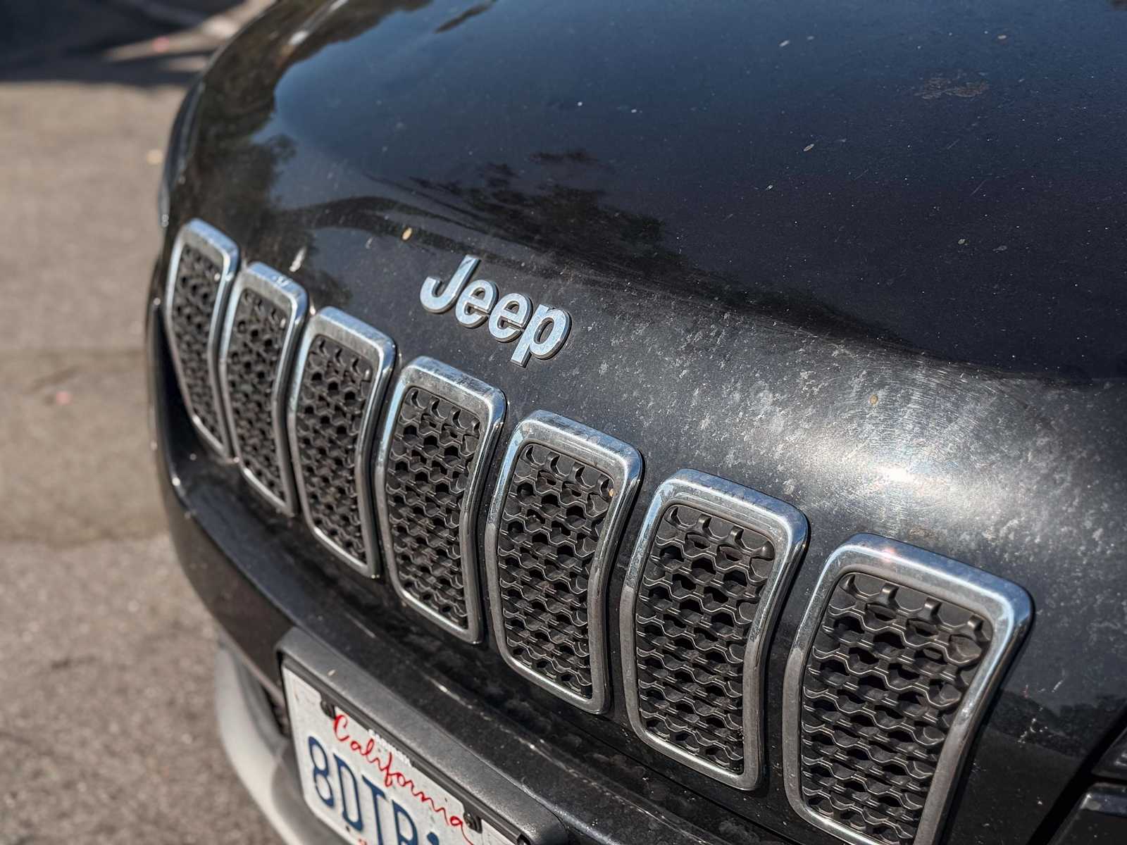 Thumbnail: 2019 Jeep Cherokee - 9