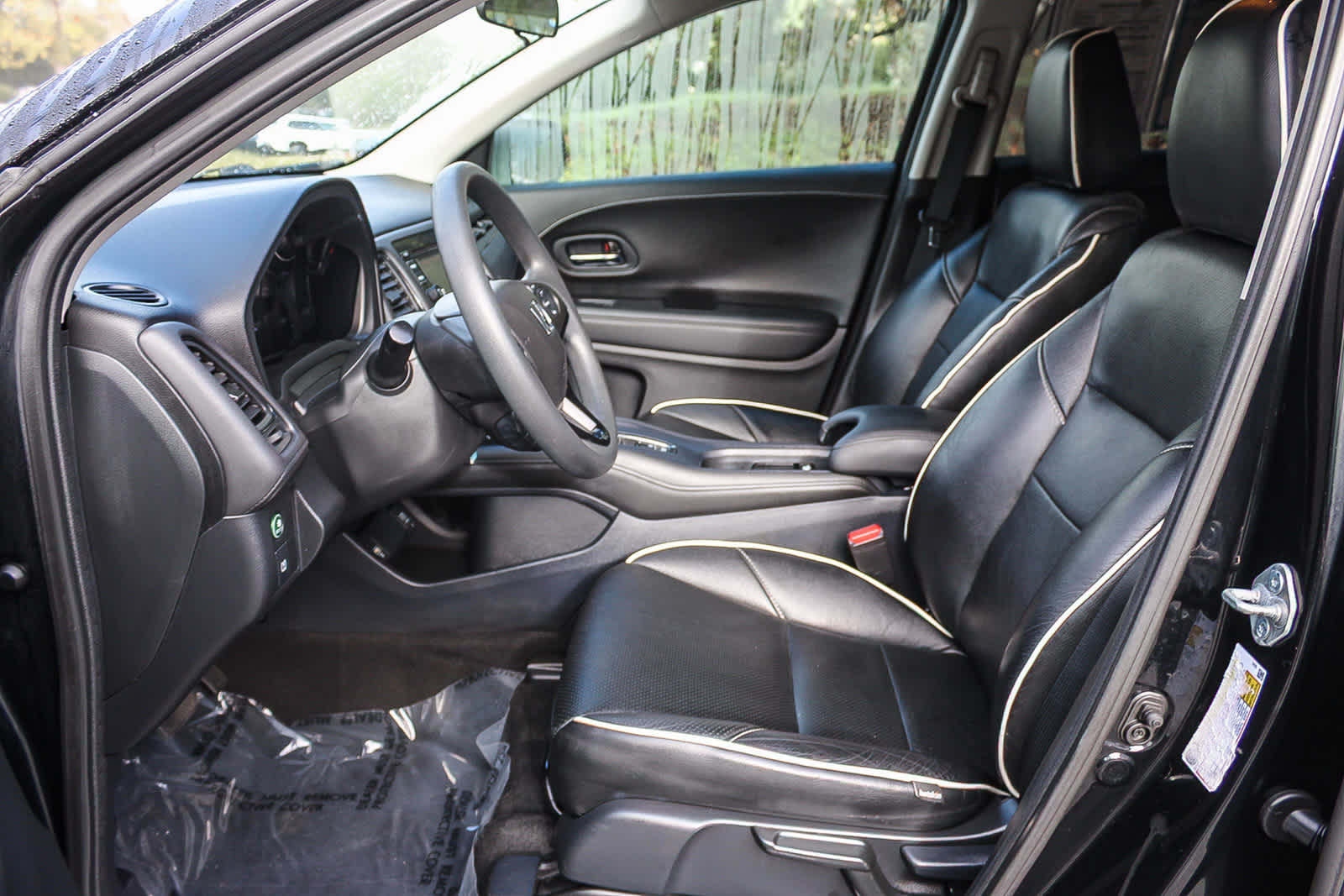 Thumbnail: 2019 Honda HR-V - 17