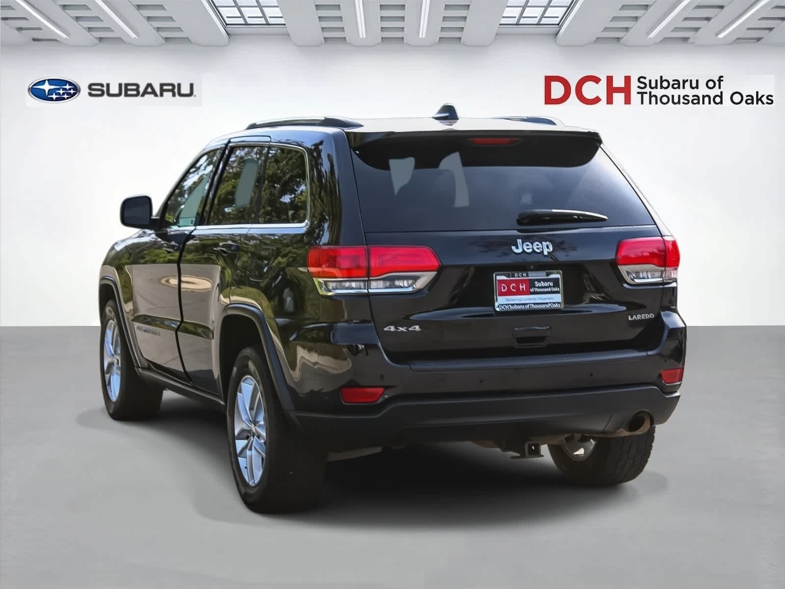 Thumbnail: 2017 Jeep Grand Cherokee - 6