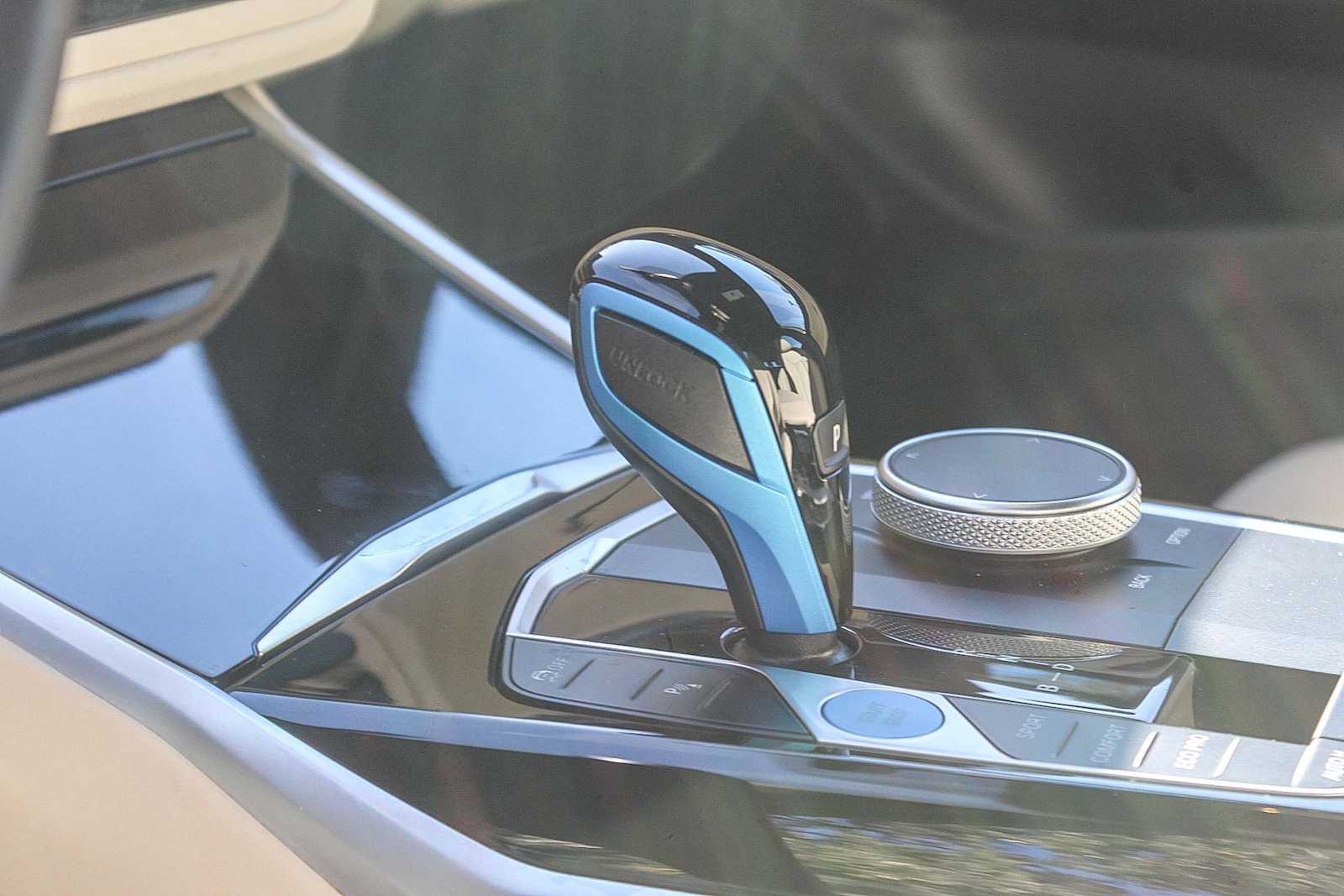 Thumbnail: 2023 BMW i4 - 19