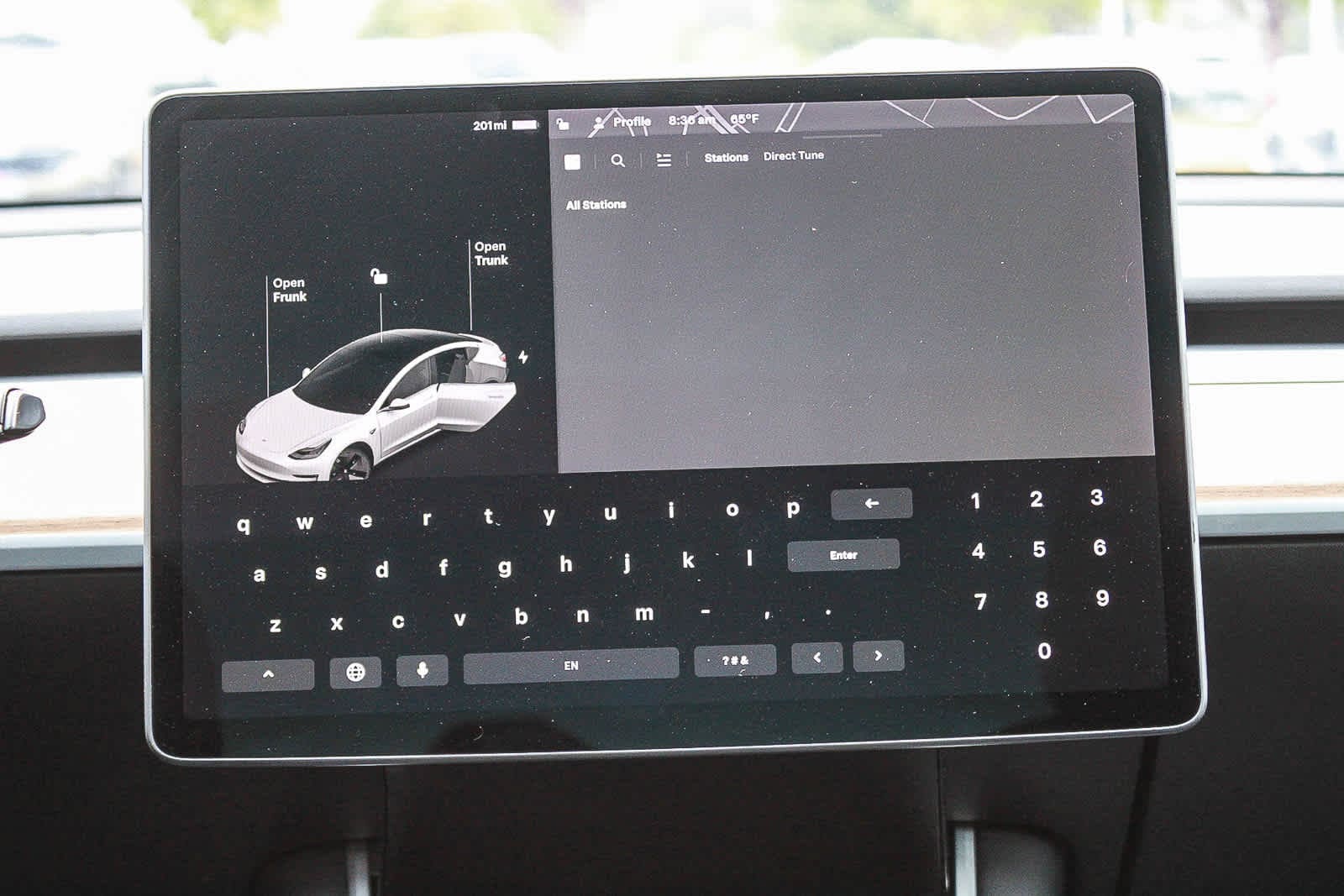 Thumbnail: 2018 Tesla Model 3 - 14