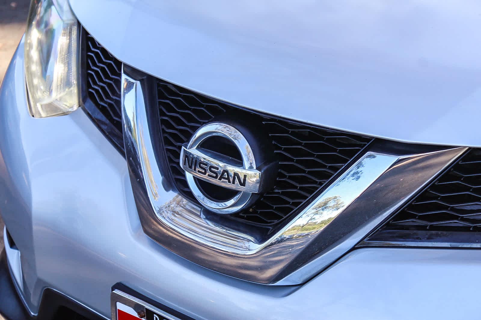 Thumbnail: 2015 Nissan Rogue - 9