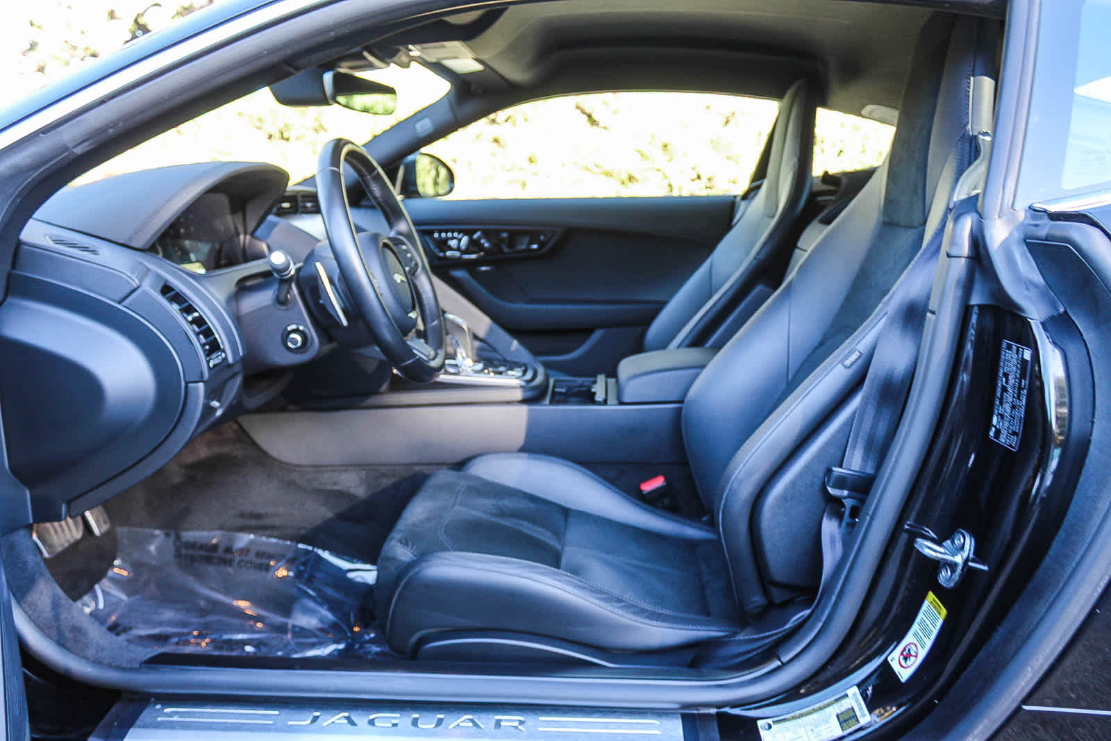 Thumbnail: 2022 Jaguar F-Type - 14