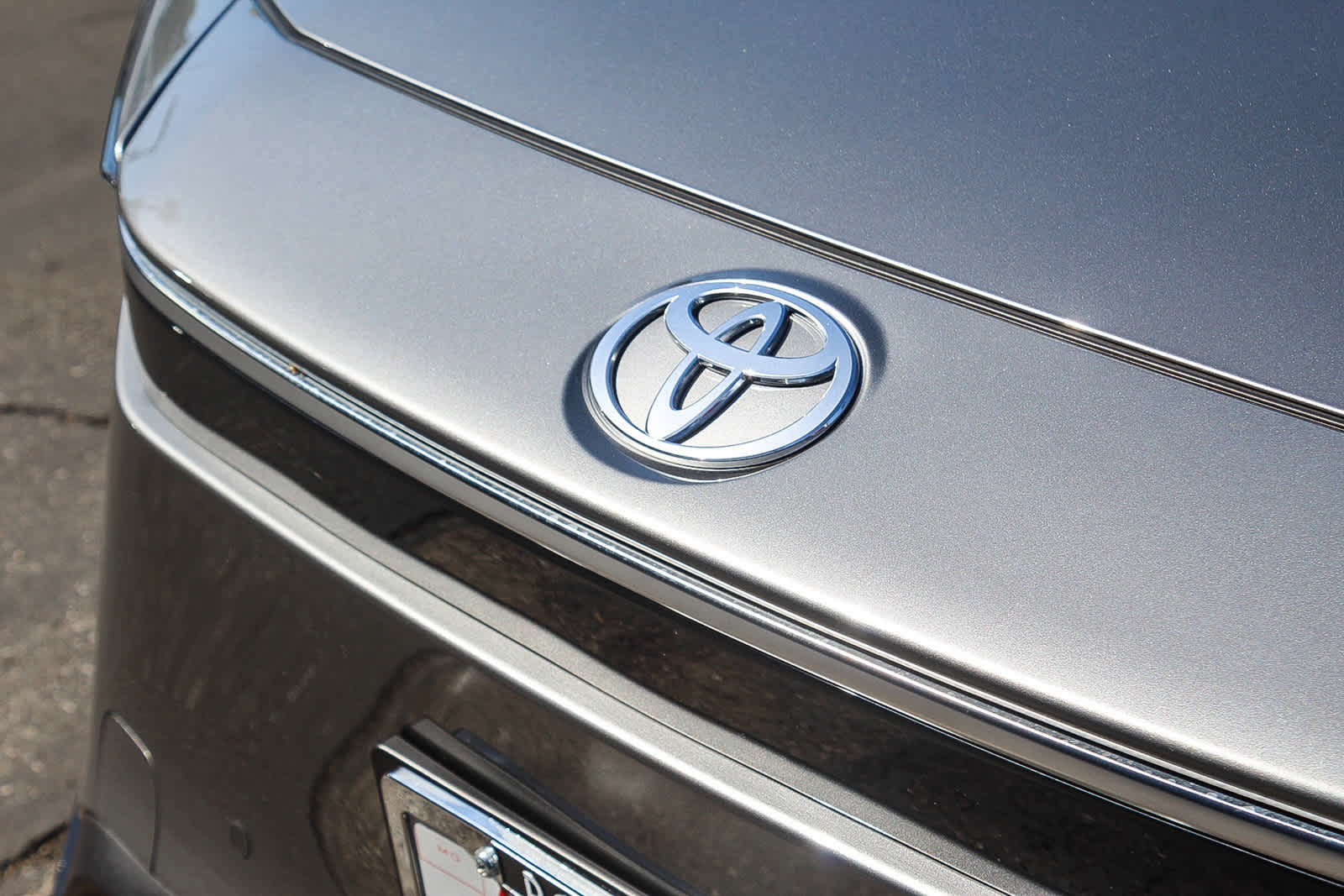 Thumbnail: 2025 Toyota bZ4X - 9