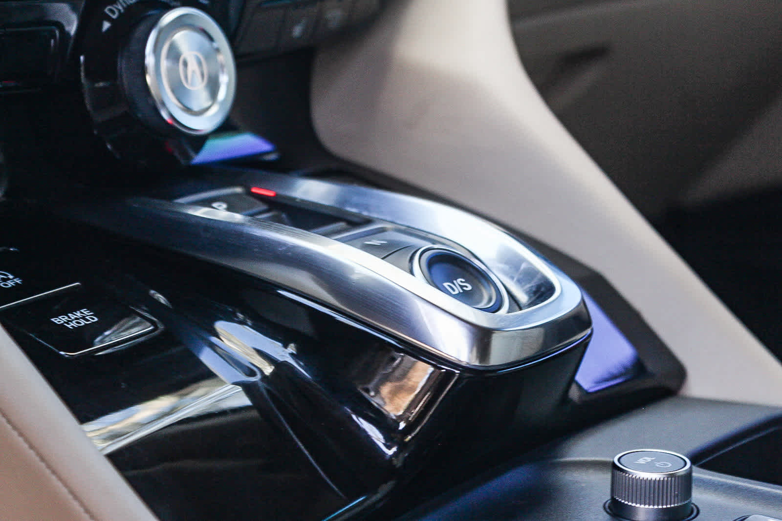 Thumbnail: 2022 Acura MDX - 22