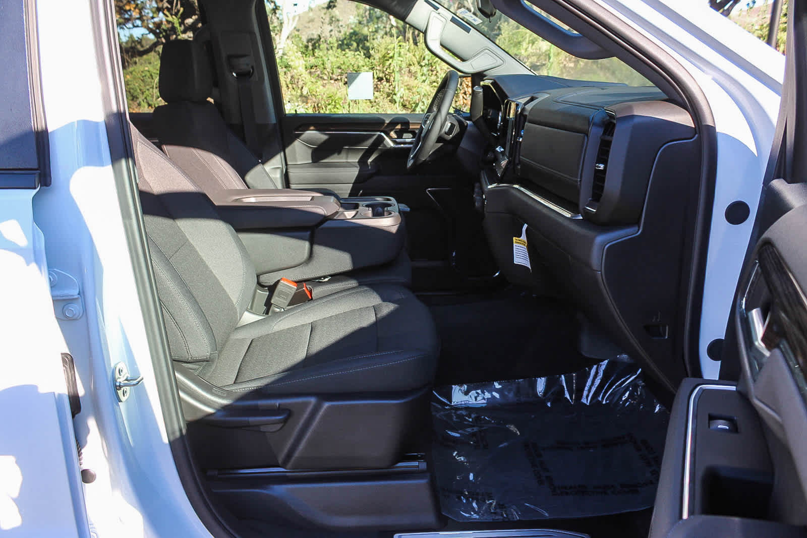 Thumbnail: 2025 Chevrolet Silverado 1500 - 15