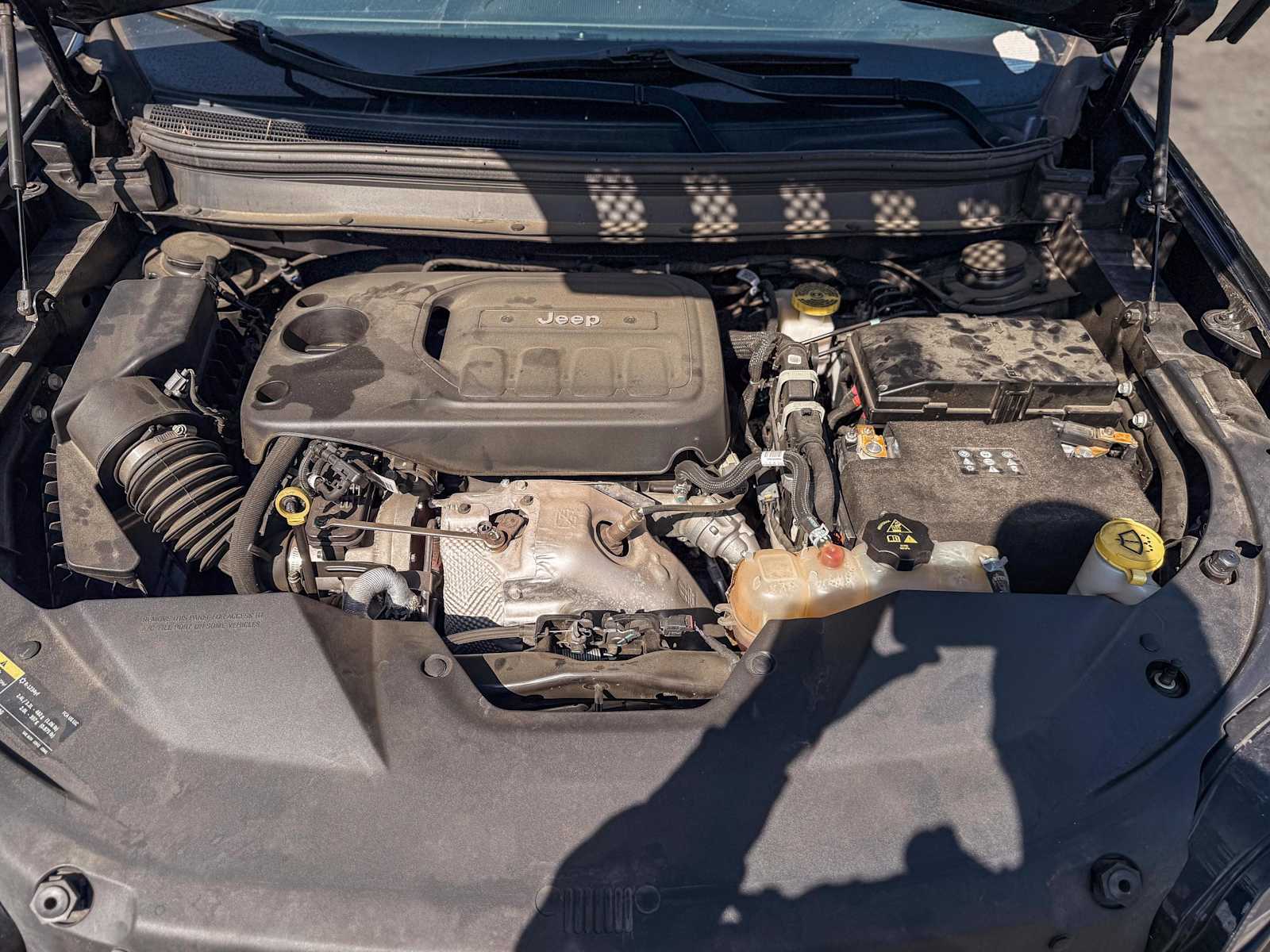 Thumbnail: 2019 Jeep Cherokee - 20