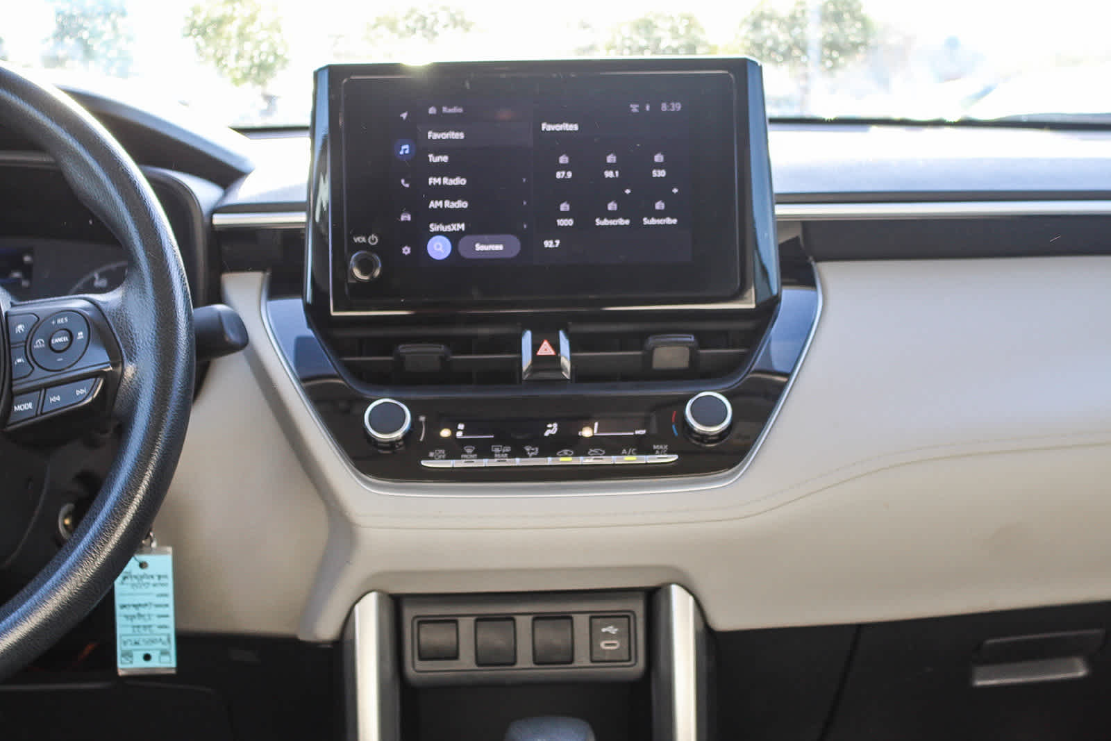 Thumbnail: 2023 Toyota Corolla Cross - 12