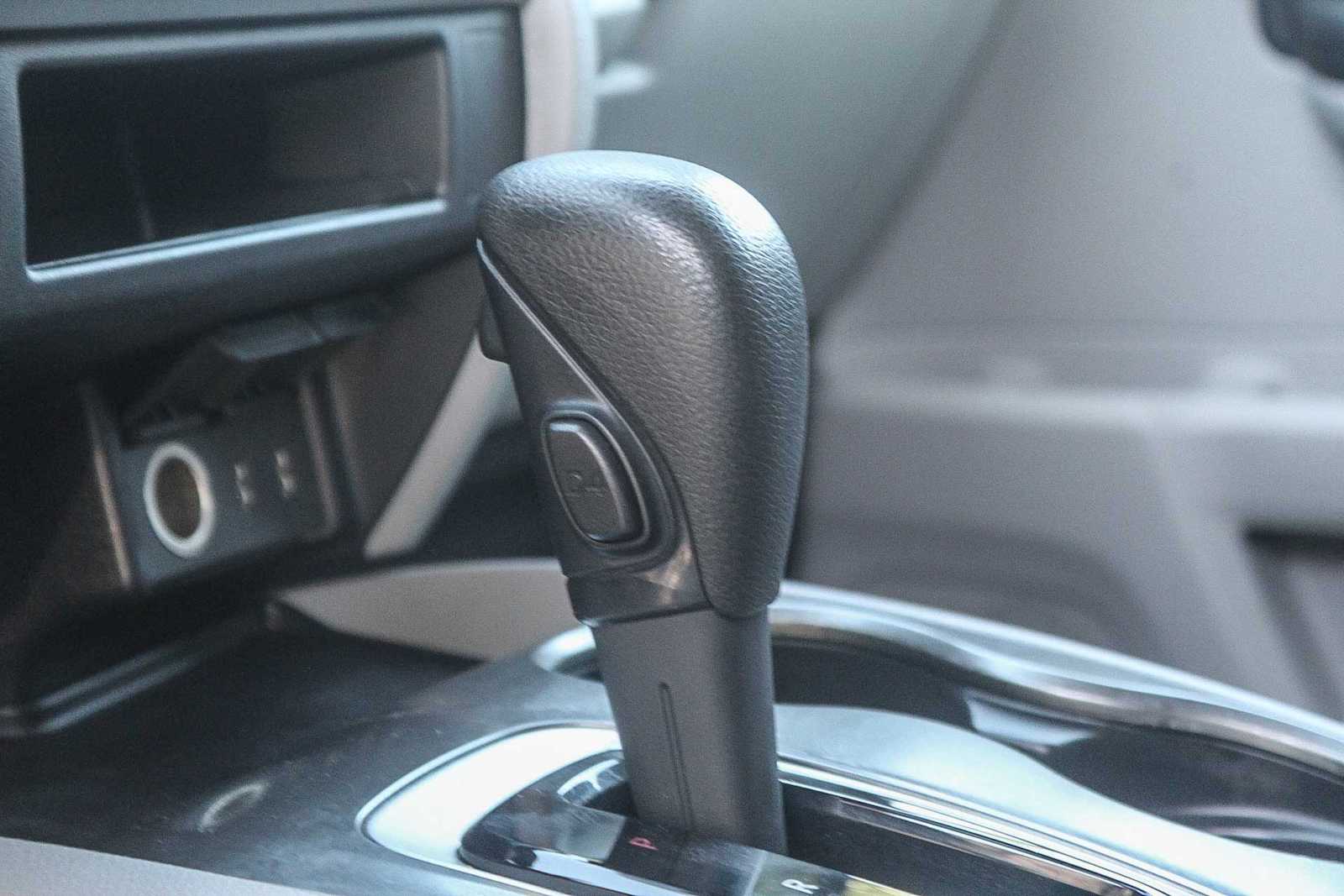 Thumbnail: 2016 Honda Pilot - 22