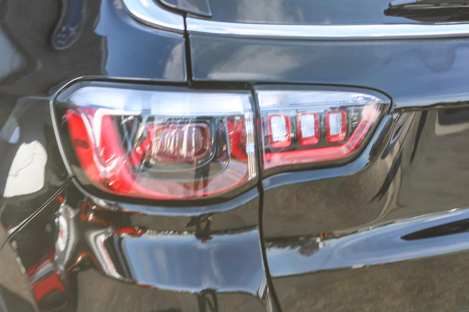 Thumbnail: 2022 Jeep Compass - 7