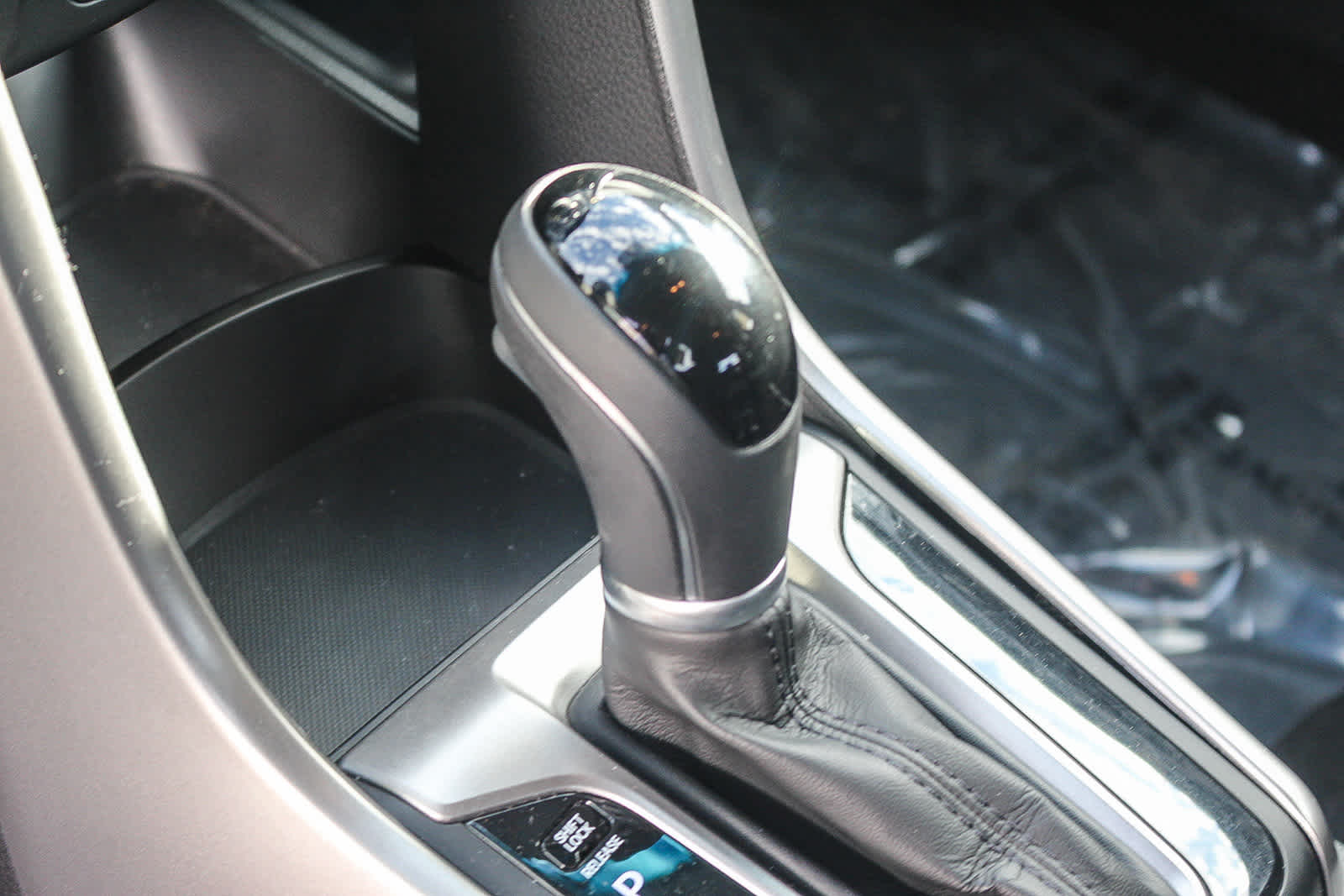 Thumbnail: 2013 Hyundai Elantra - 19