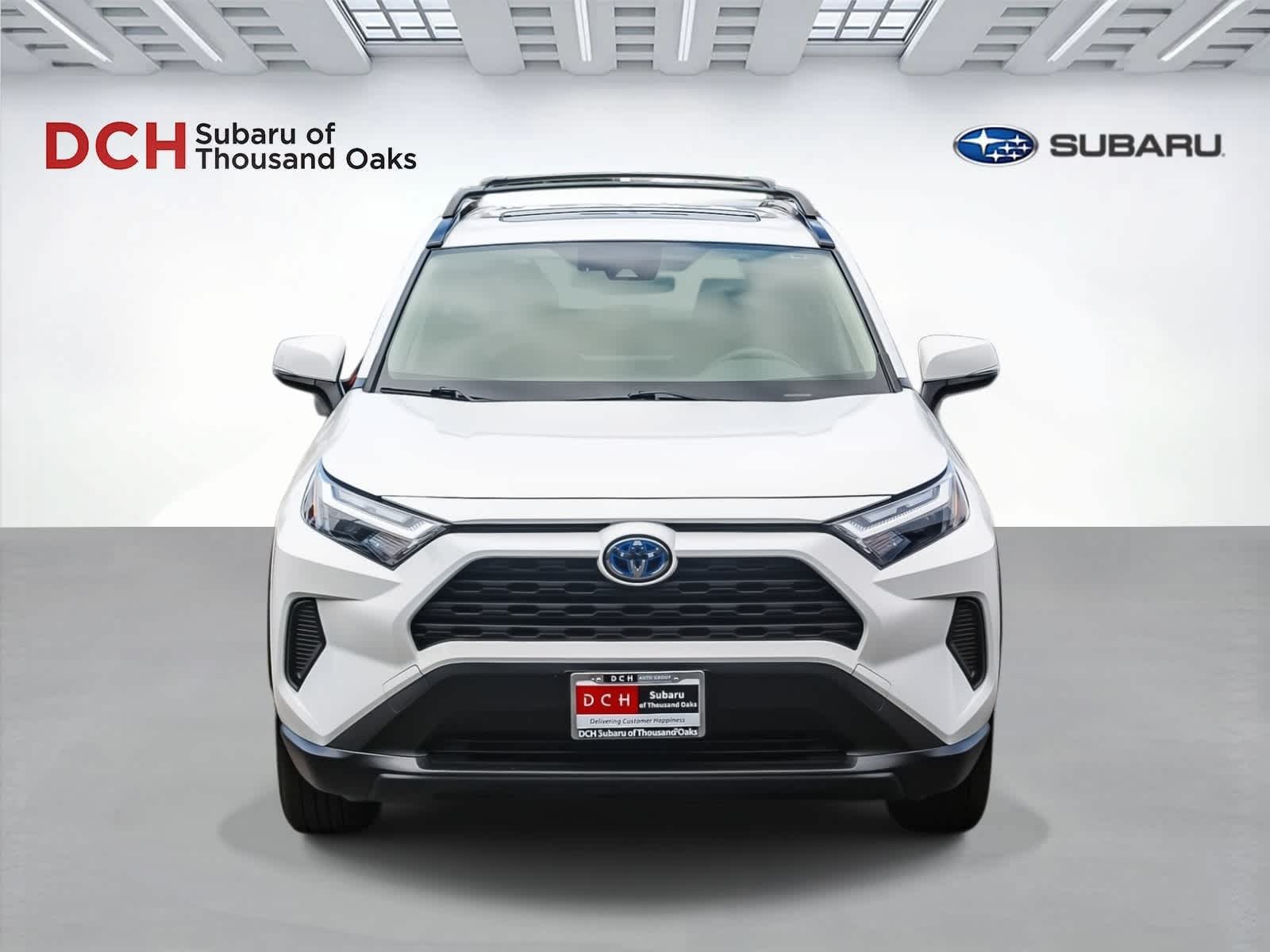 2023 Toyota RAV4 XLE 2