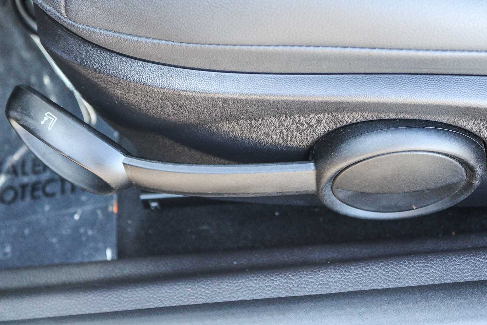 Thumbnail: 2013 MINI Cooper Hardtop - 19