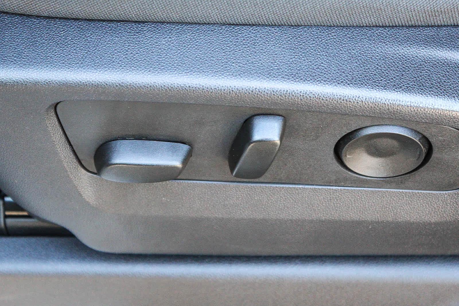 Thumbnail: 2025 Chevrolet Silverado 1500 - 16