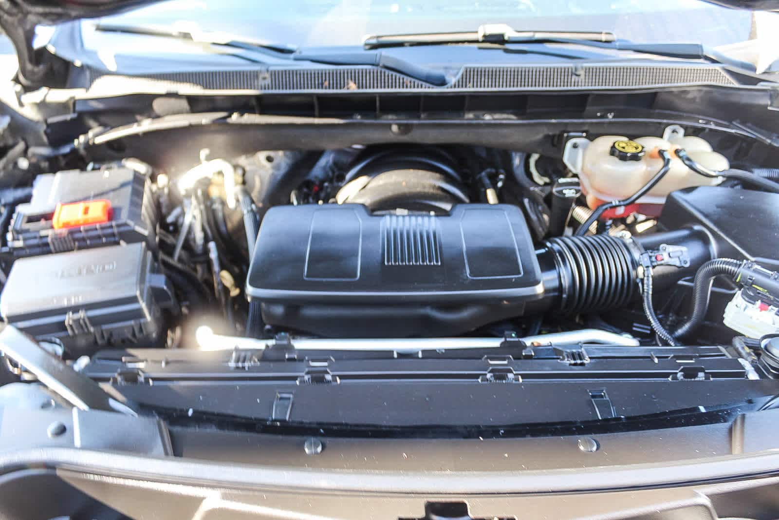 Thumbnail: 2021 Chevrolet Tahoe - 23