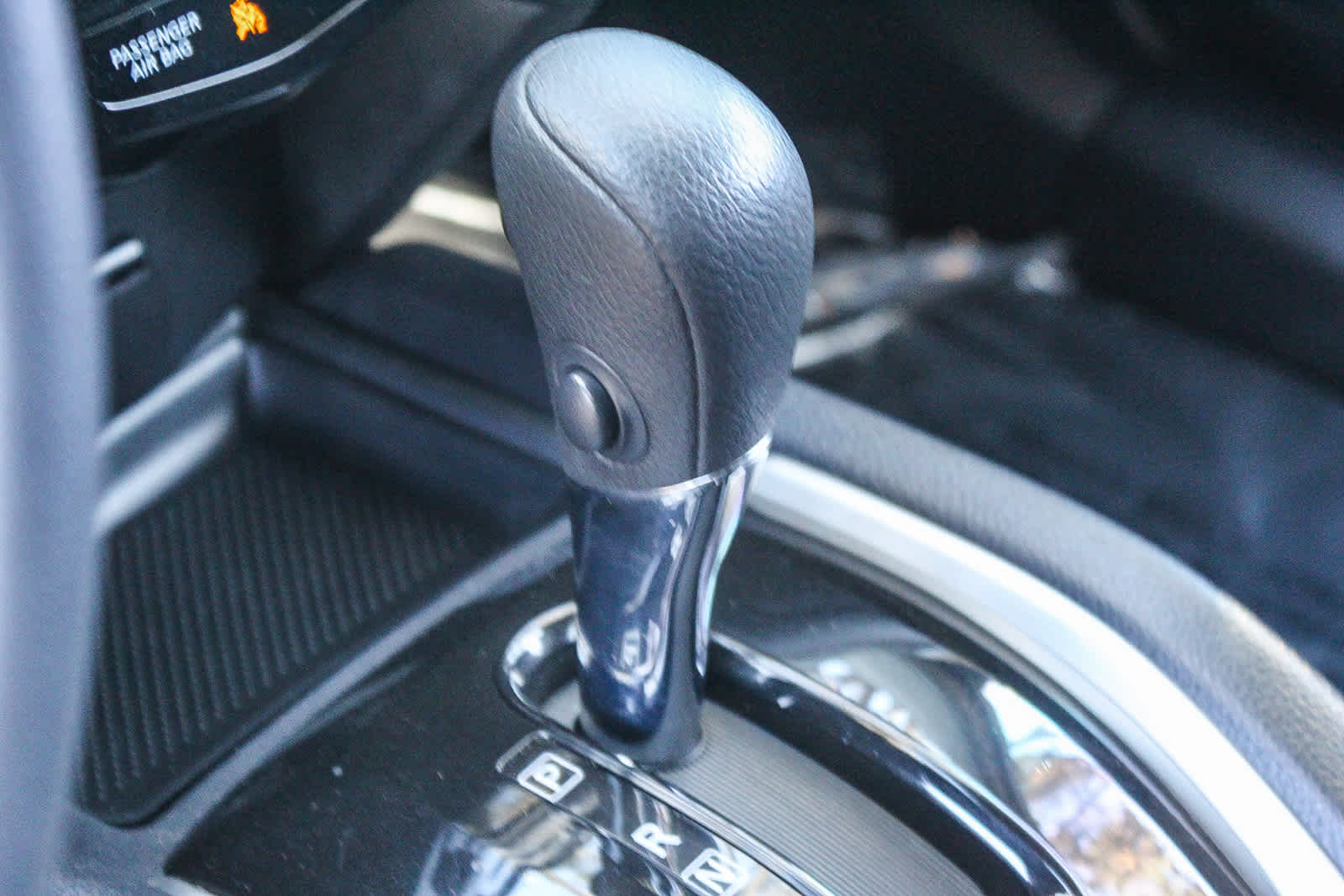 Thumbnail: 2015 Nissan Rogue - 19