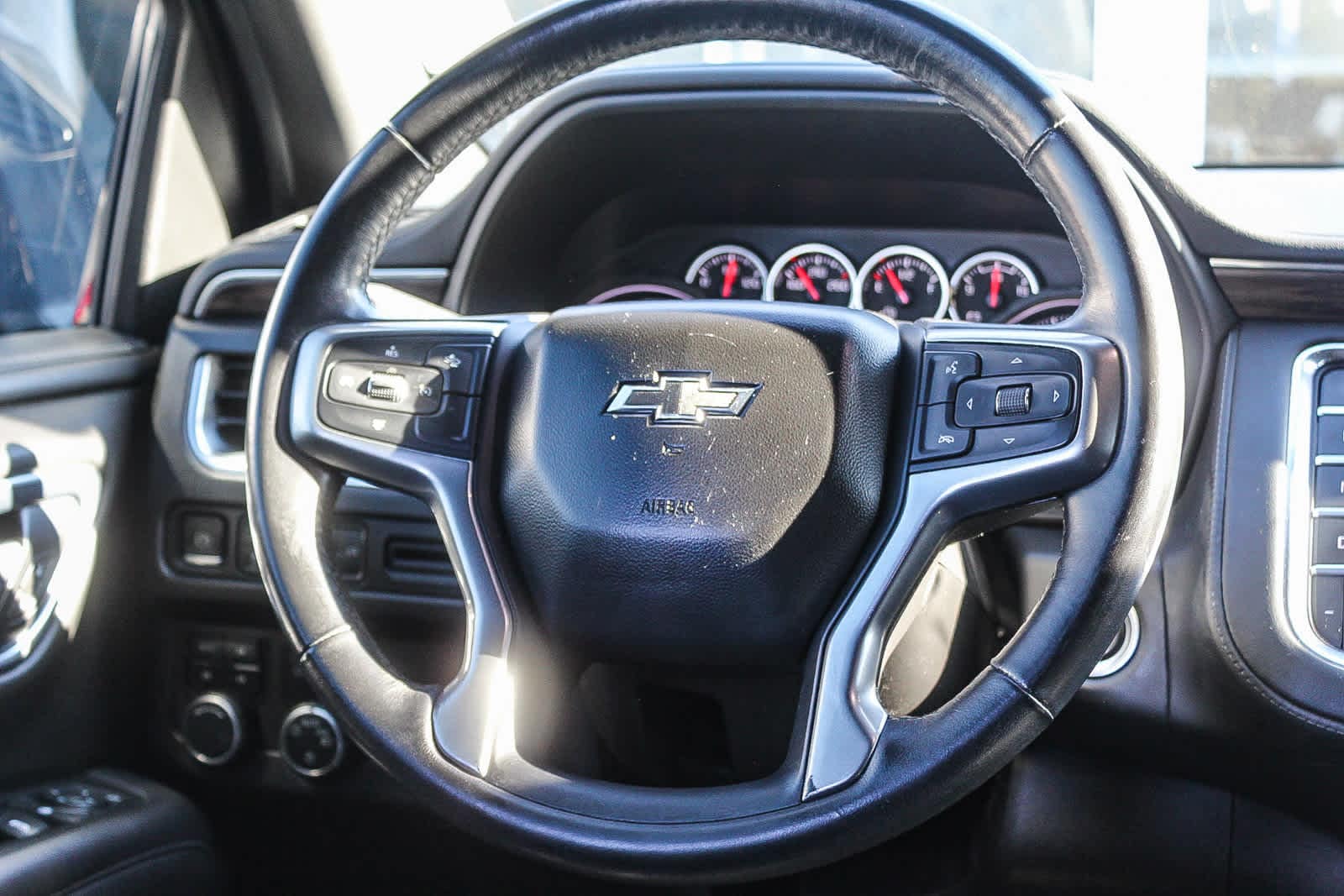 Thumbnail: 2021 Chevrolet Tahoe - 15