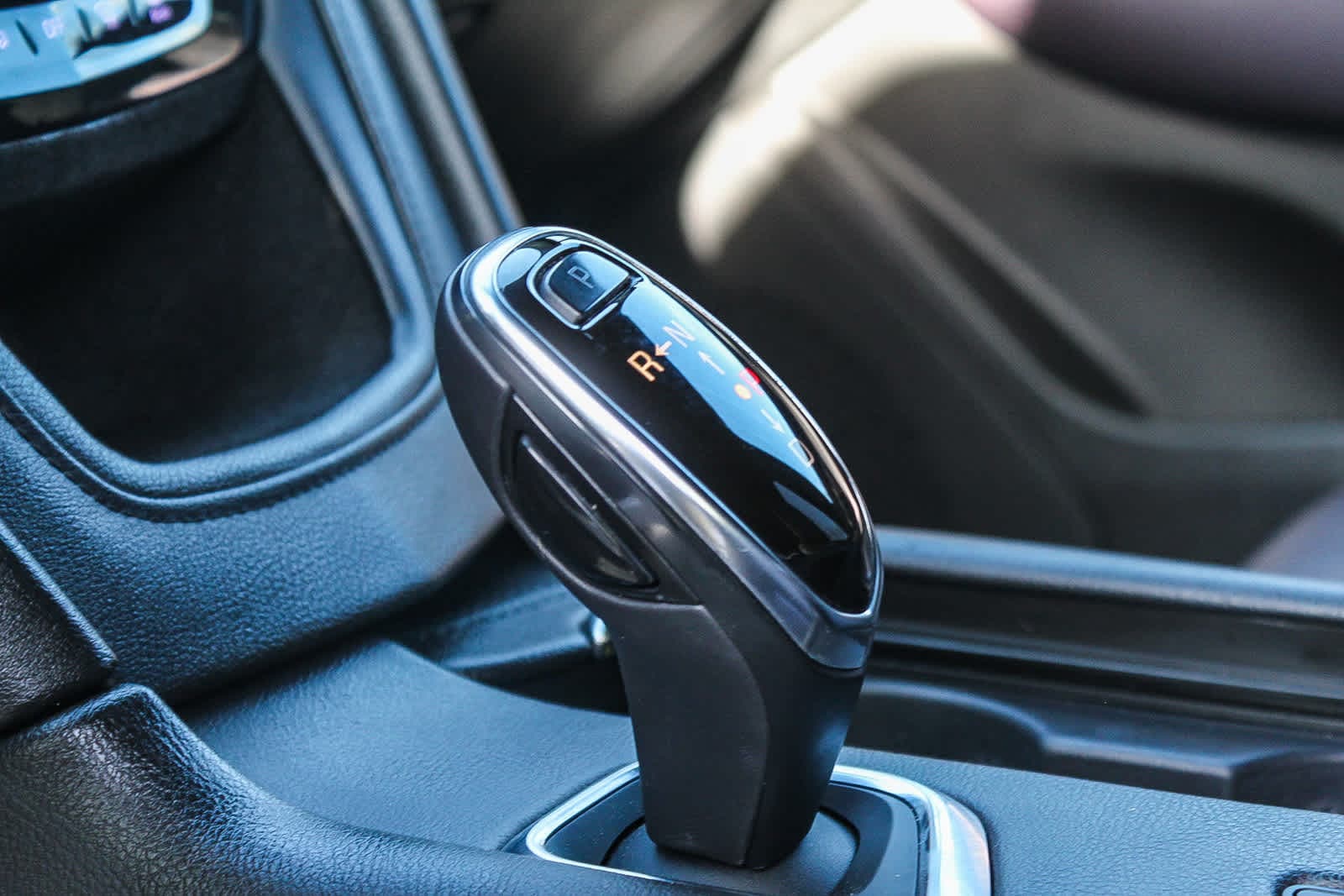 Thumbnail: 2017 Cadillac XT5 - 16