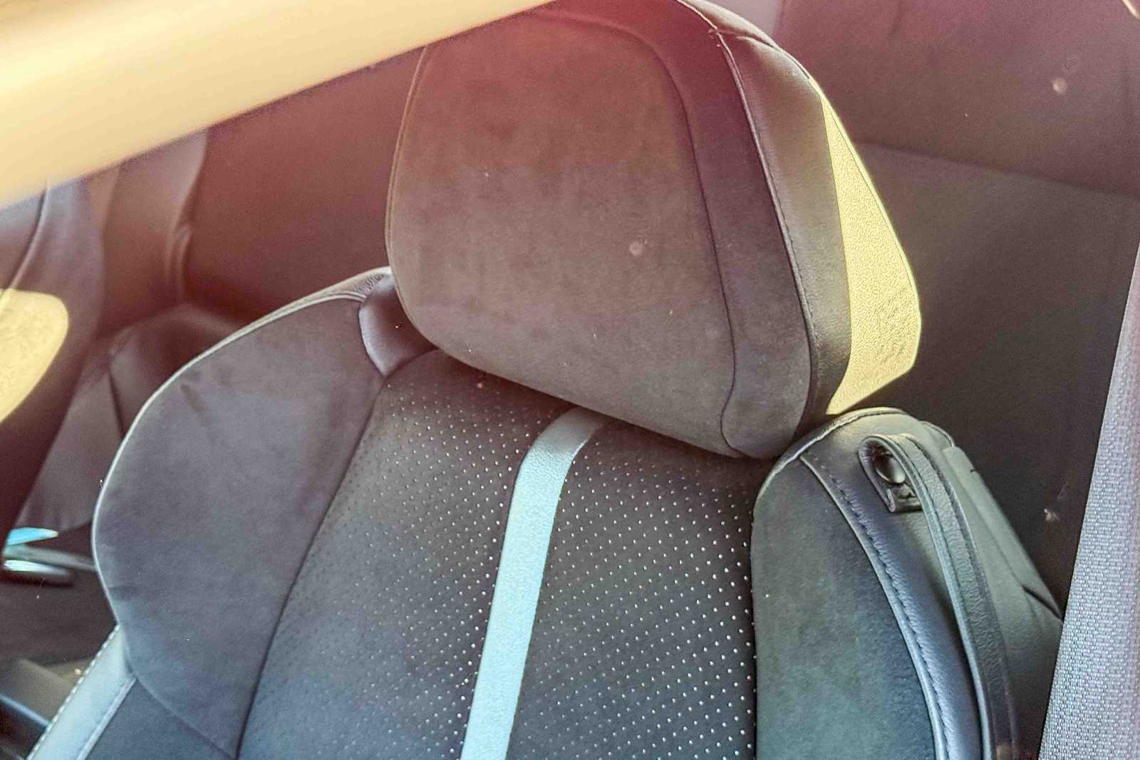 Thumbnail: 2025 Toyota GR86 - 19