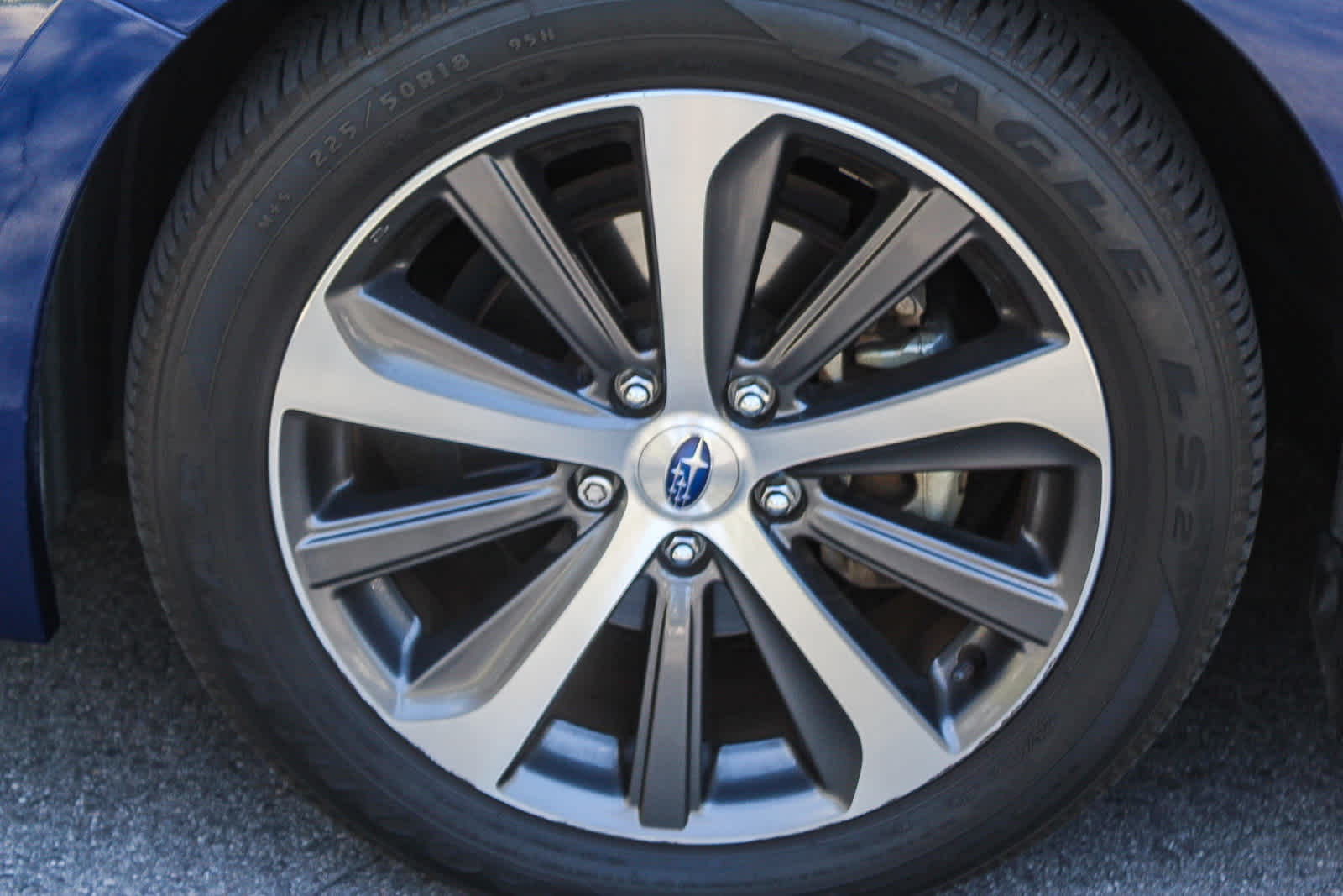 Thumbnail: 2015 Subaru Legacy - 10