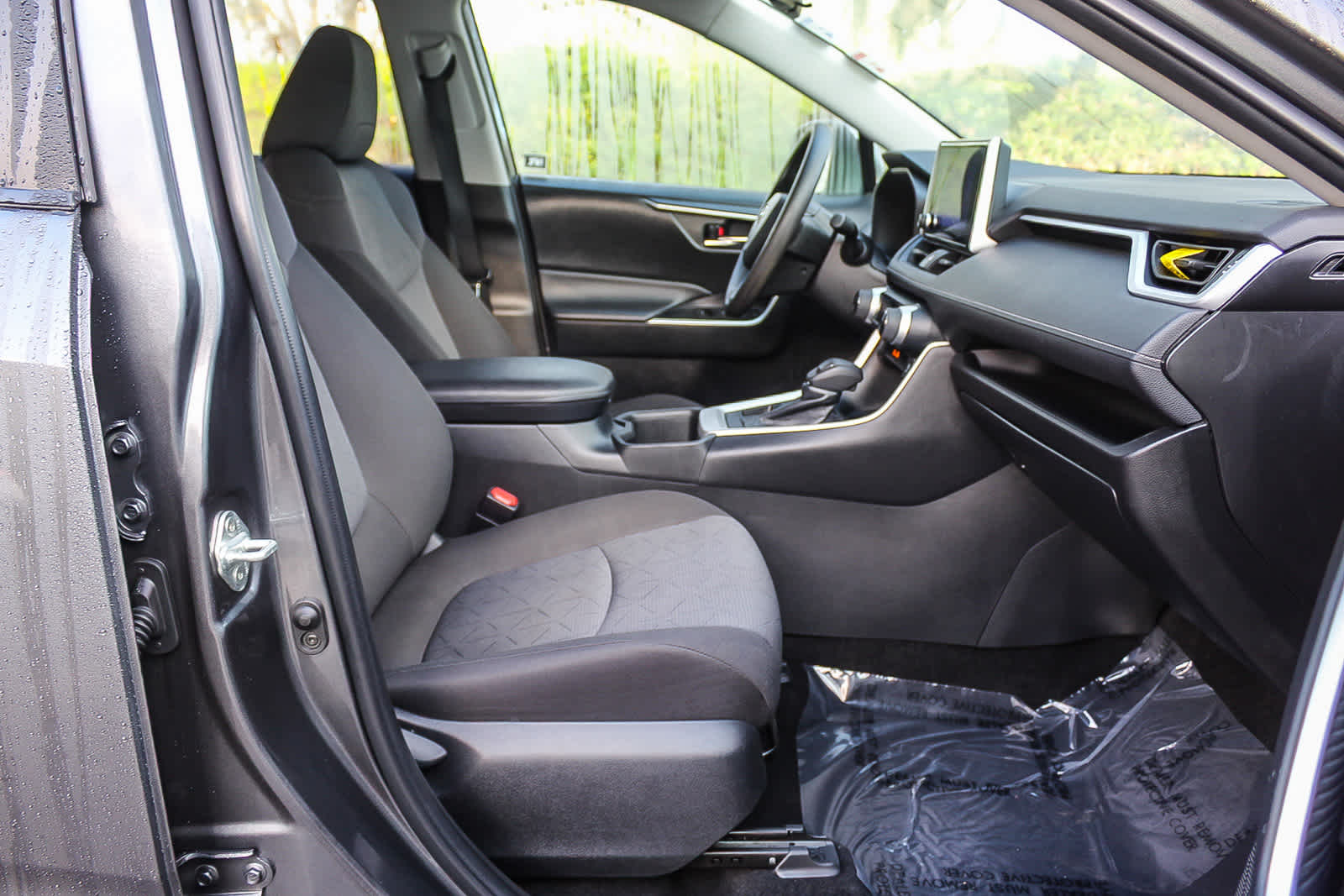 Thumbnail: 2023 Toyota RAV4 - 16