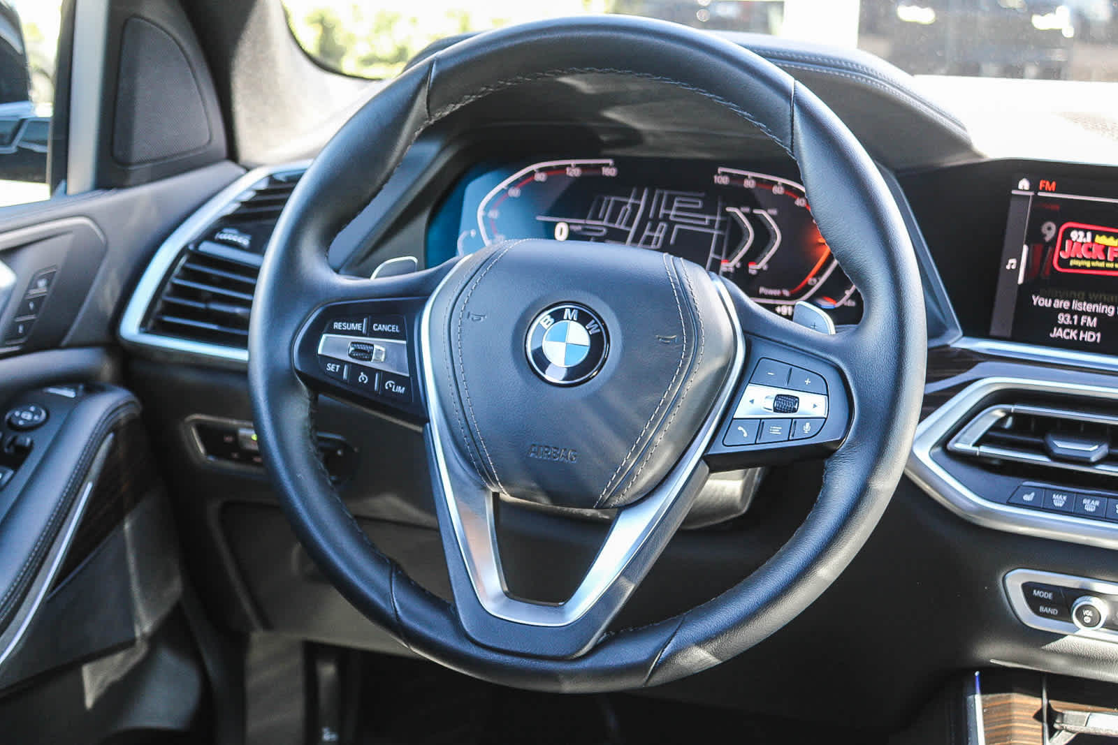 Thumbnail: 2023 BMW X5 - 15