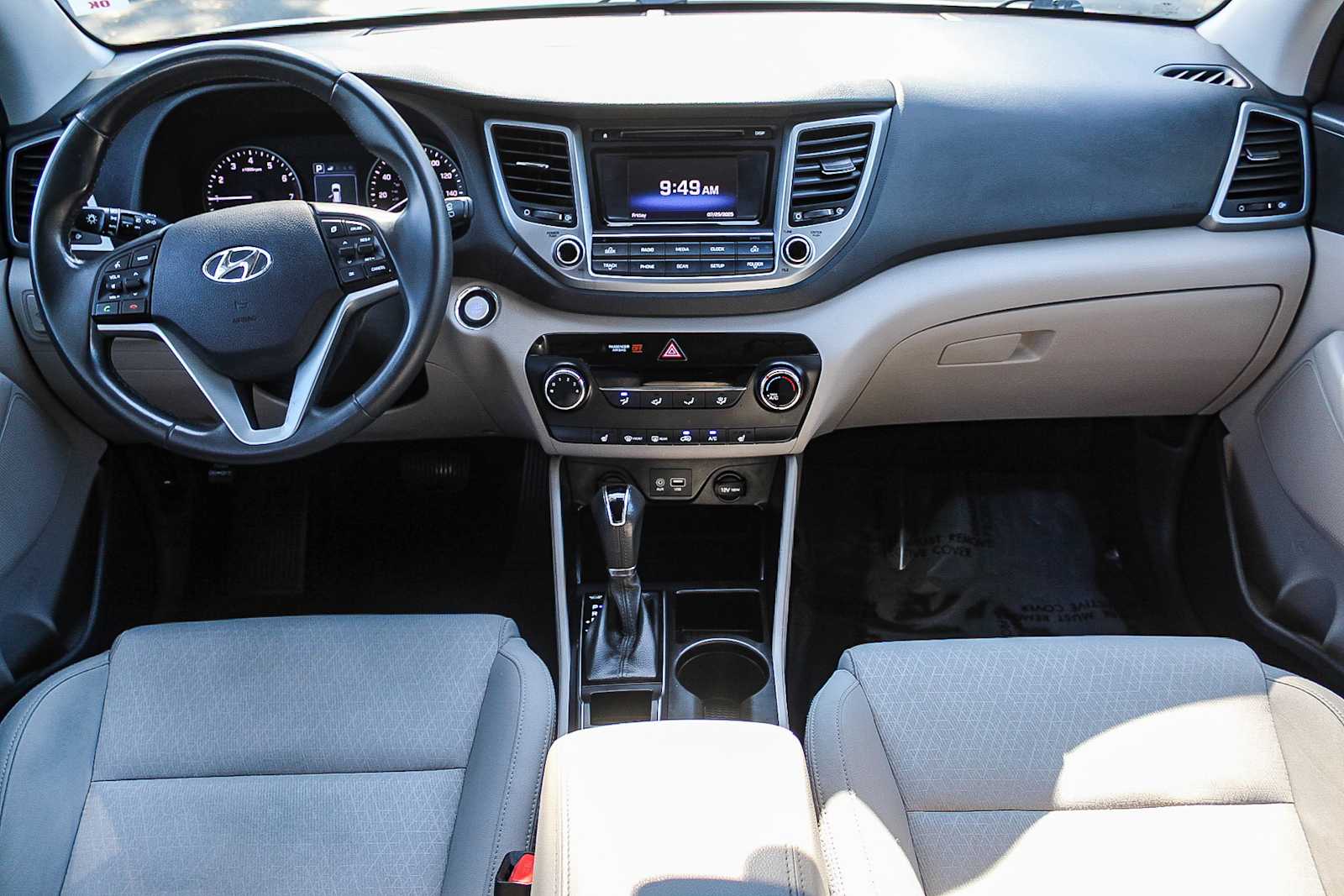 Thumbnail: 2017 Hyundai Tucson - 12