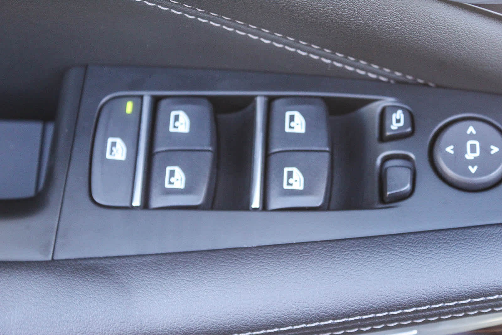 Thumbnail: 2023 BMW X5 - 18