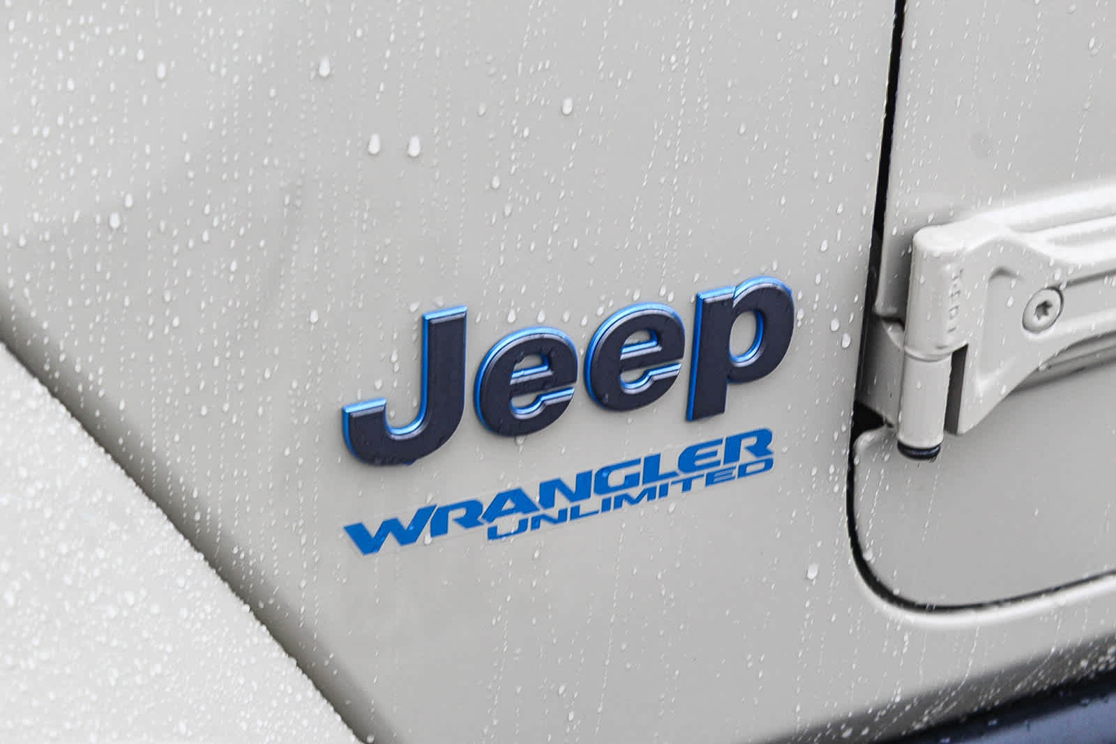 Thumbnail: 2022 Jeep Wrangler - 6