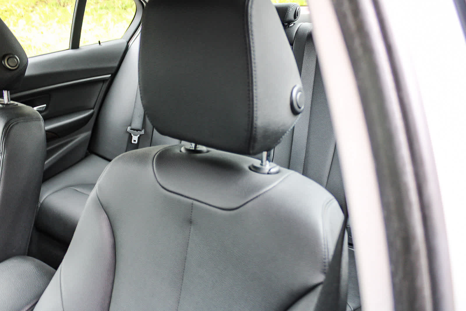 Thumbnail: 2015 BMW 3 Series - 25