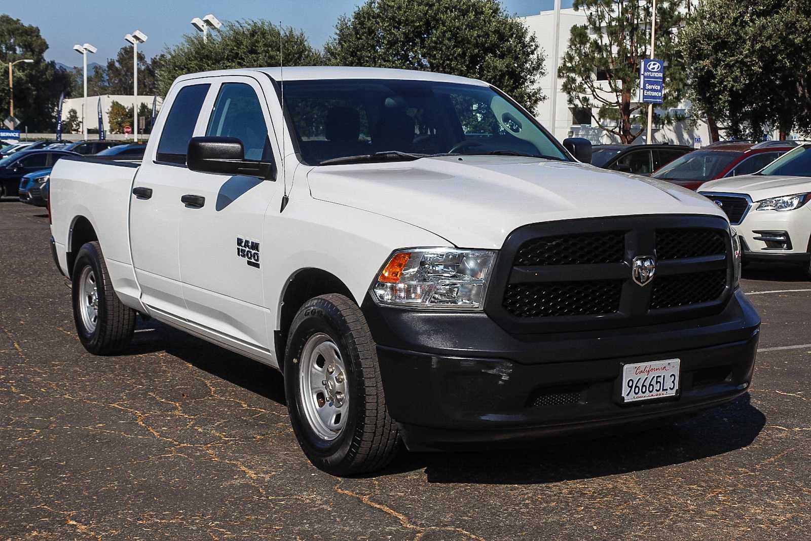 Thumbnail: 2022 RAM 1500 Classic - 3