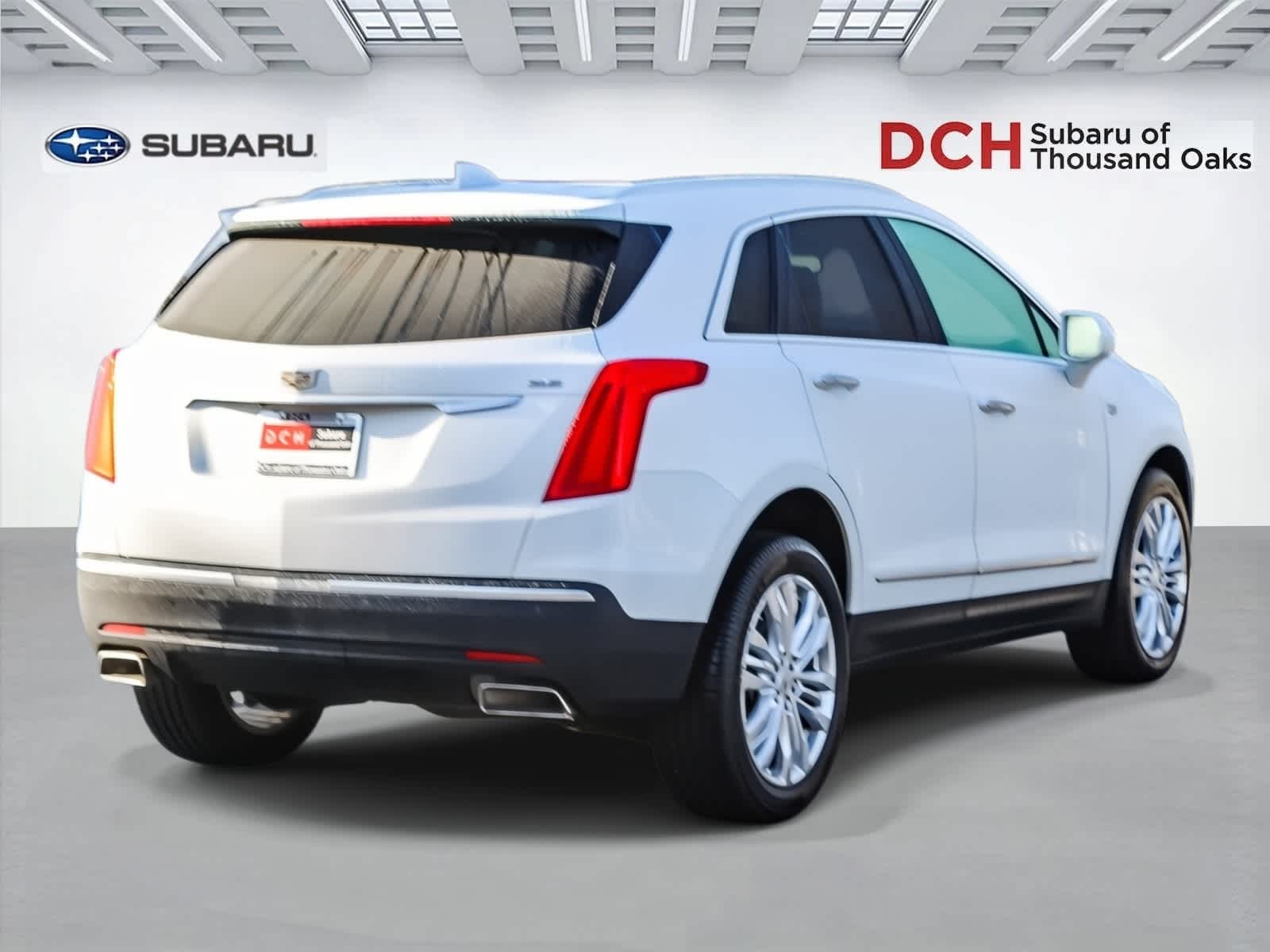 Thumbnail: 2017 Cadillac XT5 - 4