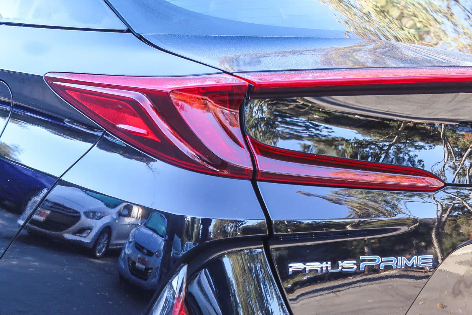 Thumbnail: 2022 Toyota Prius Prime - 7