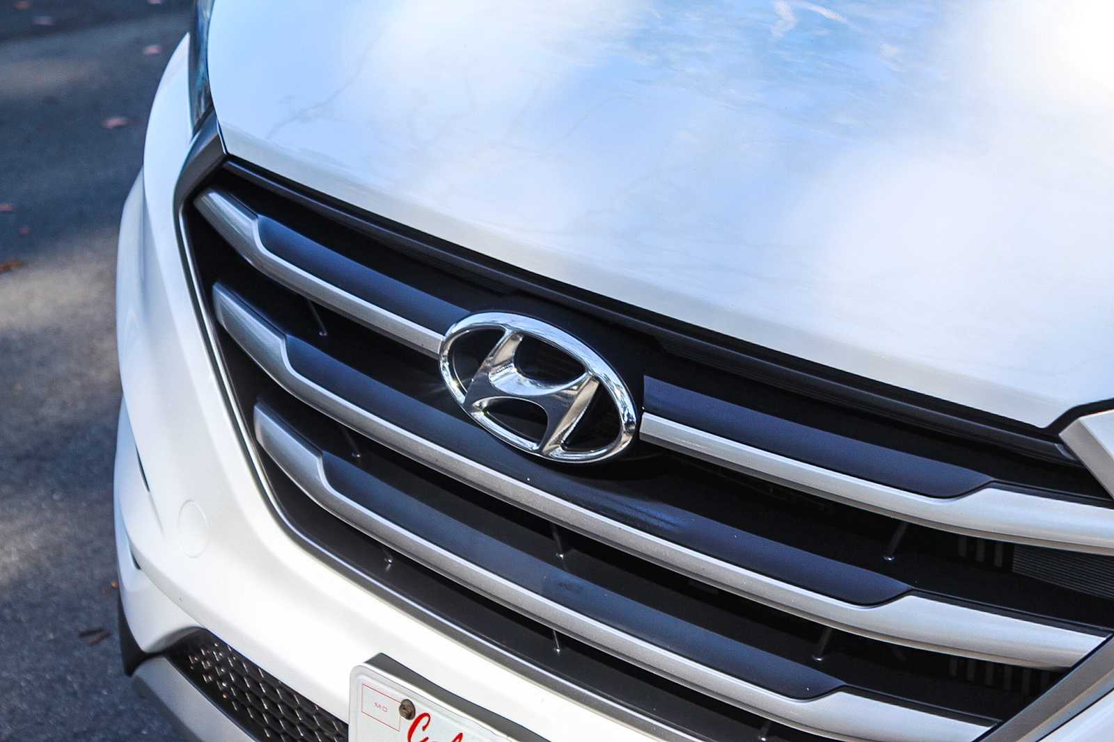 Thumbnail: 2017 Hyundai Tucson - 9