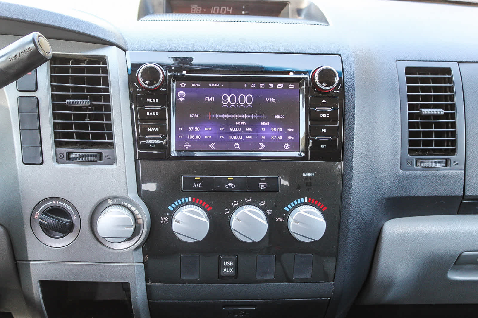 Thumbnail: 2013 Toyota Tundra - 13