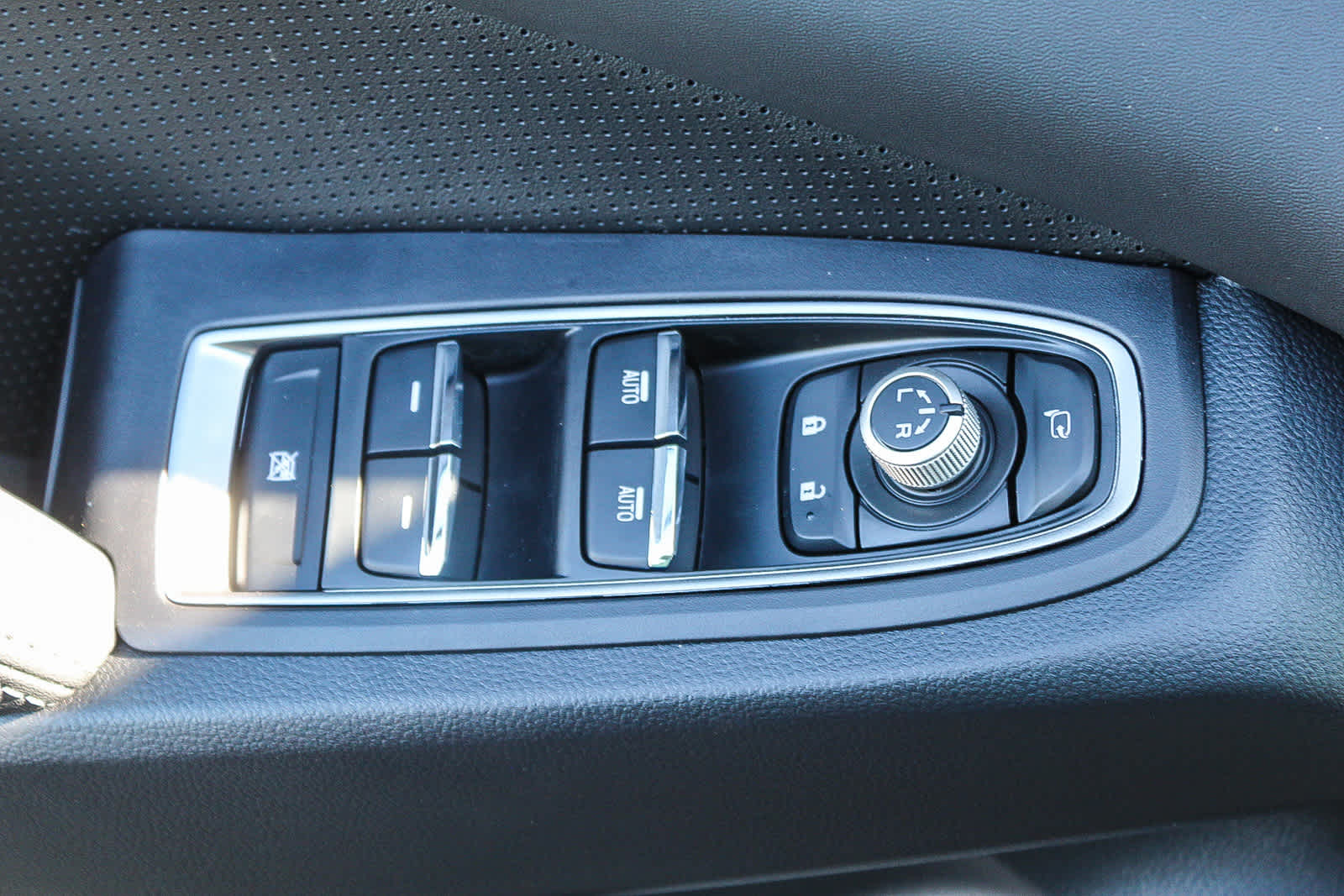 Thumbnail: 2025 Subaru Ascent - 13