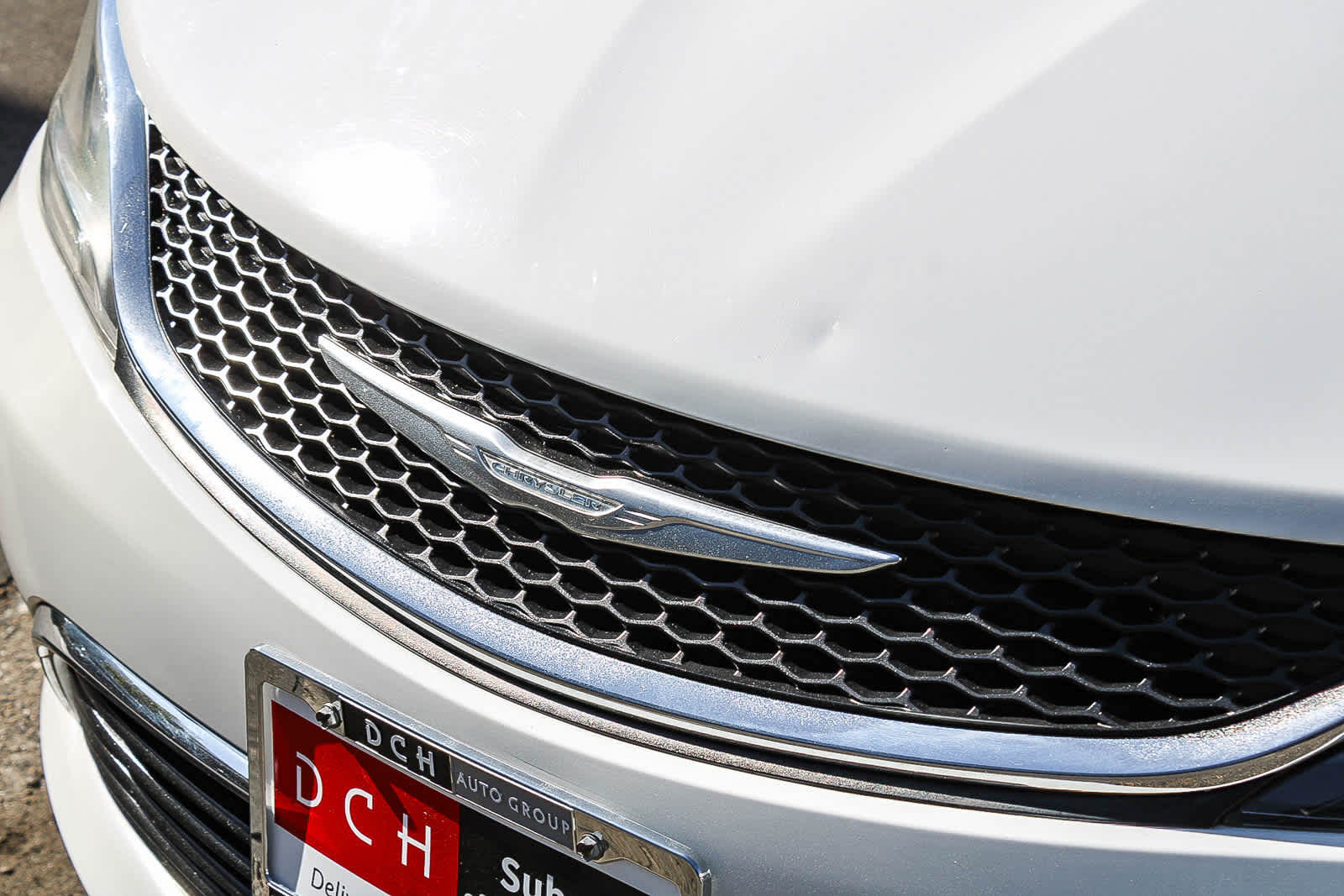 Thumbnail: 2015 Chrysler 200 - 9