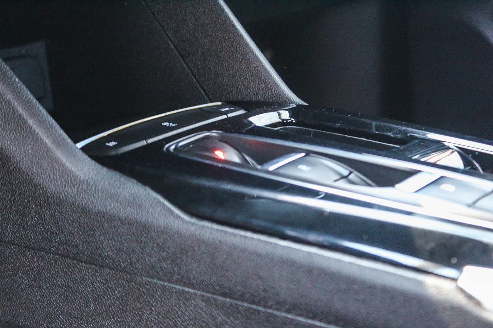 Thumbnail: 2023 Chevrolet Bolt EUV - 22