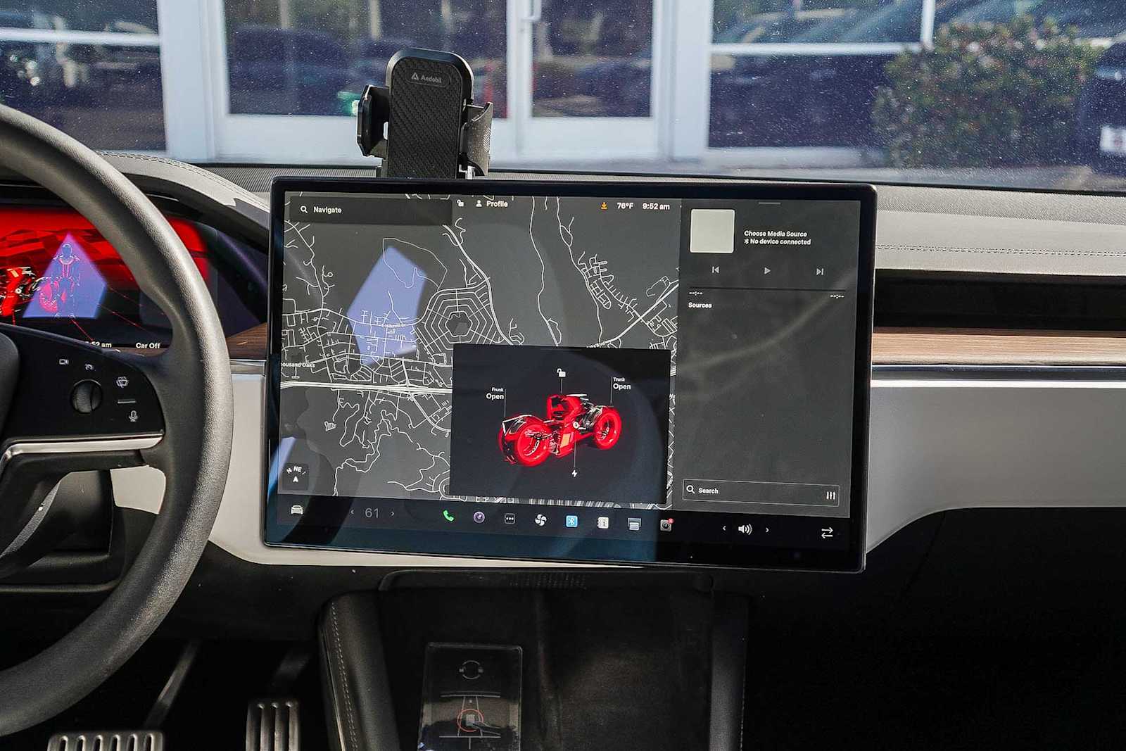 Thumbnail: 2024 Tesla Model S - 13