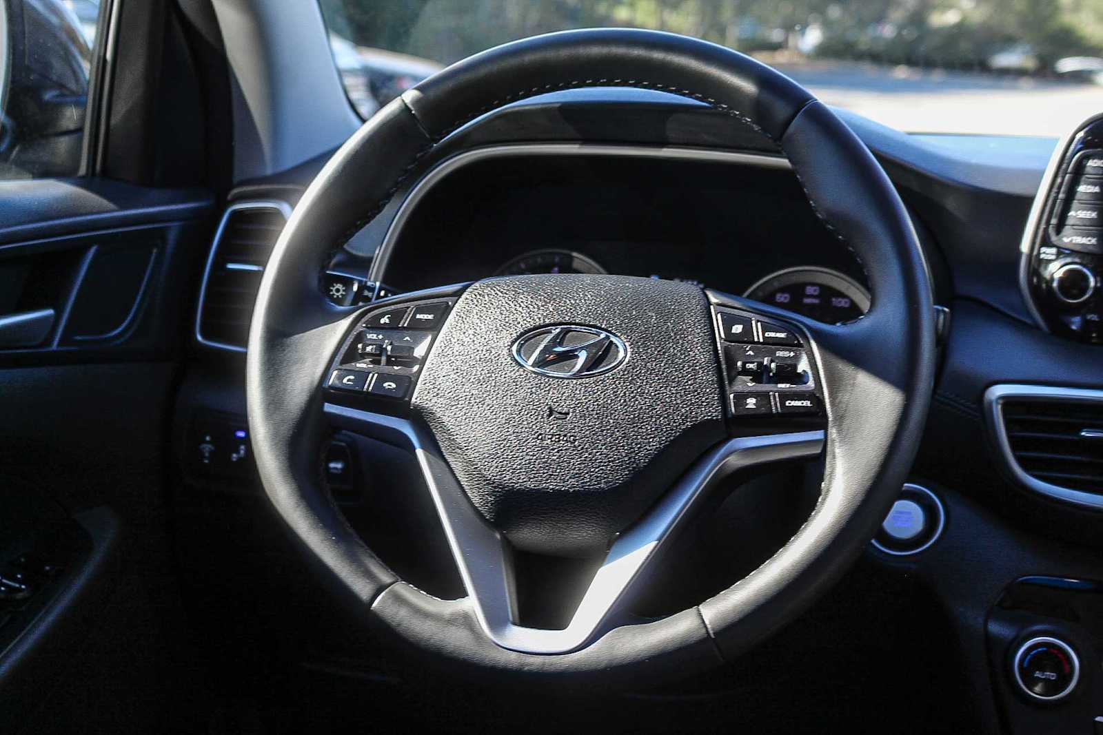 Thumbnail: 2020 Hyundai Tucson - 15