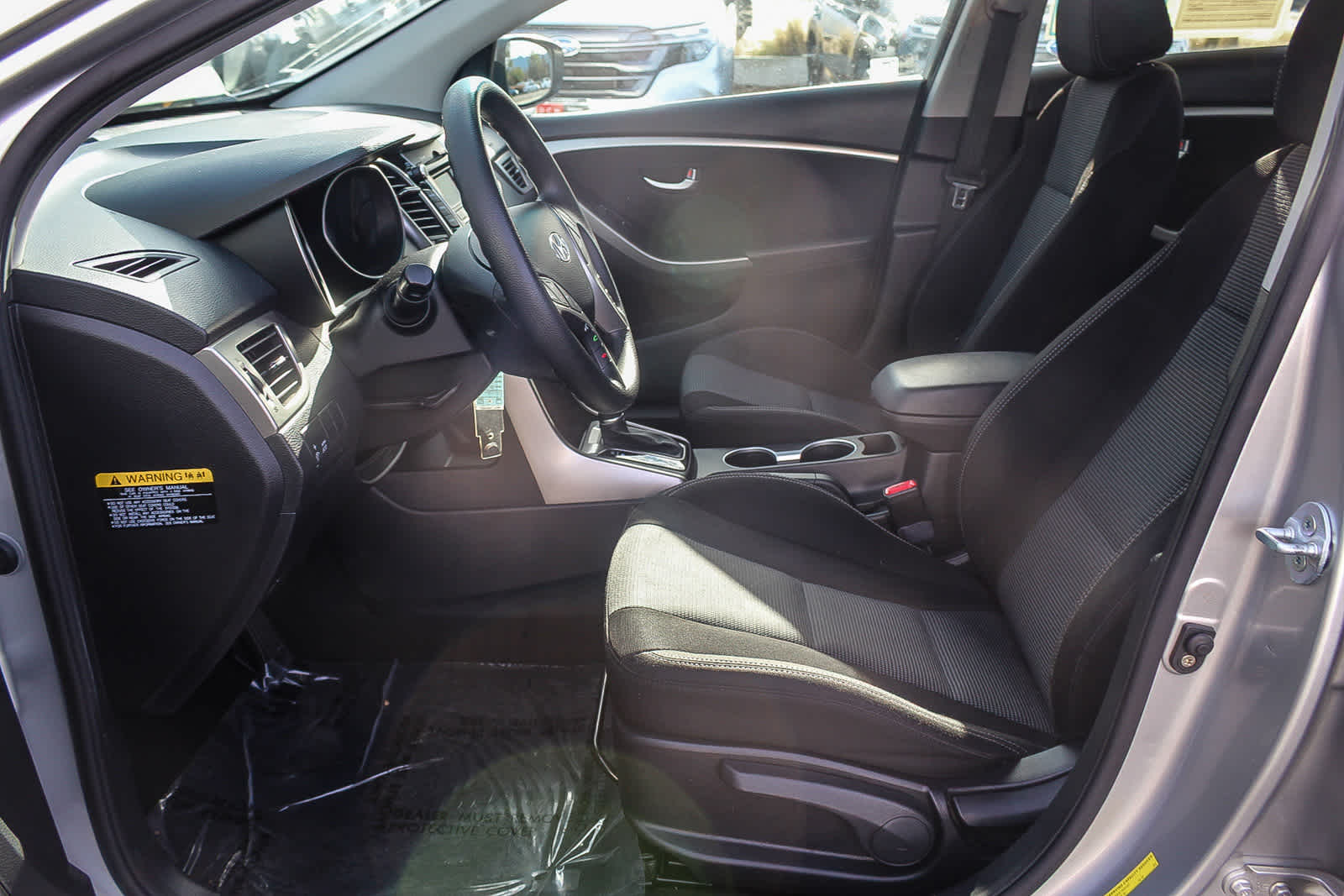 Thumbnail: 2013 Hyundai Elantra - 17