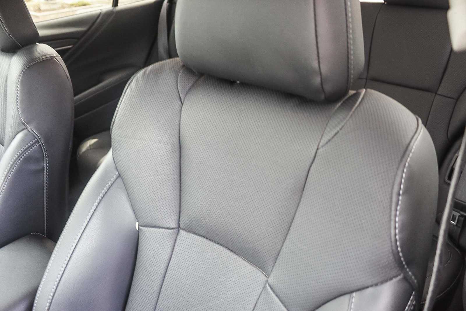 2020 Subaru Outback Limited 24